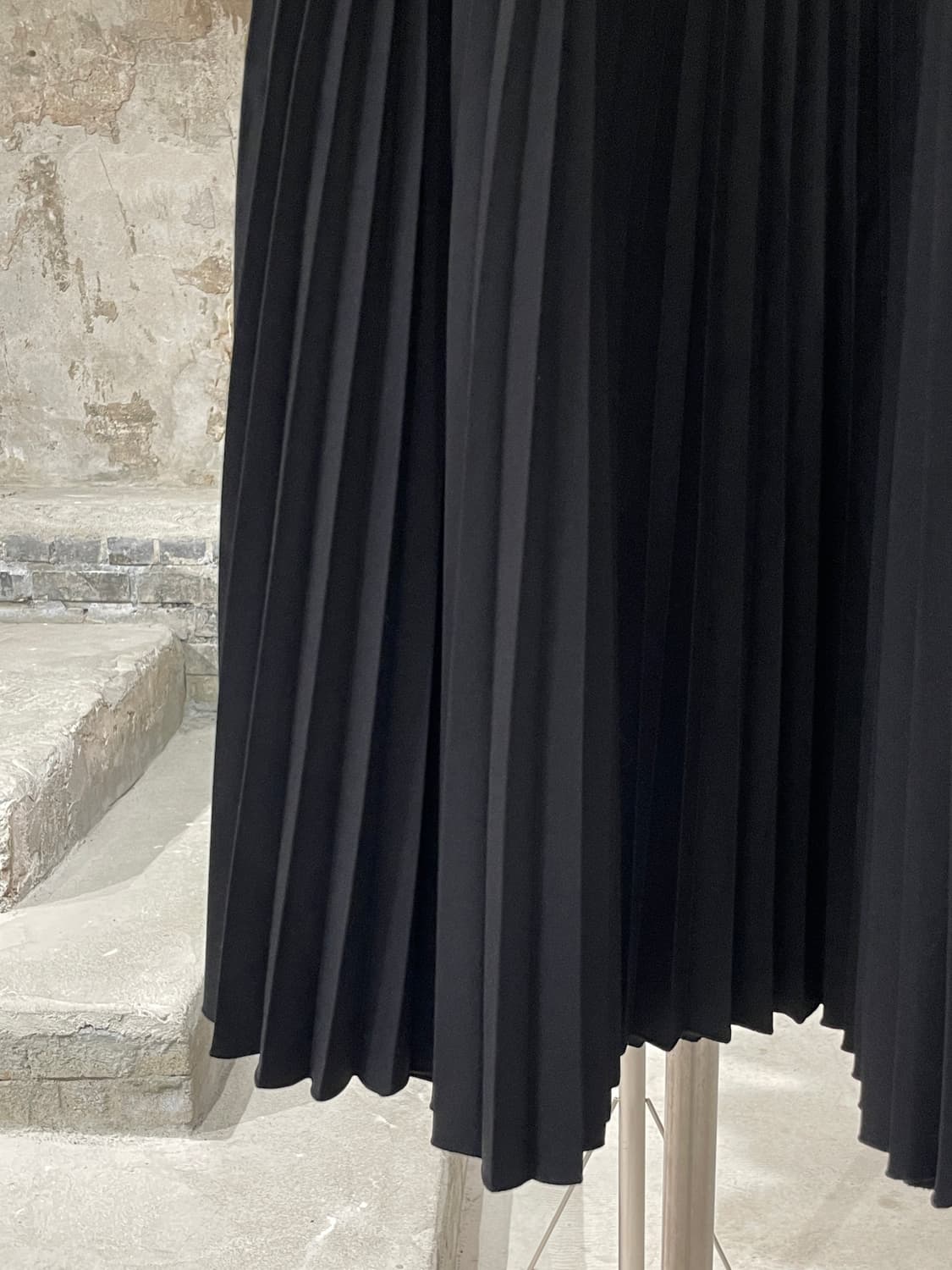 프라다 블랙 클래식 플레어 플리츠 롱 스커트 상품이미지4