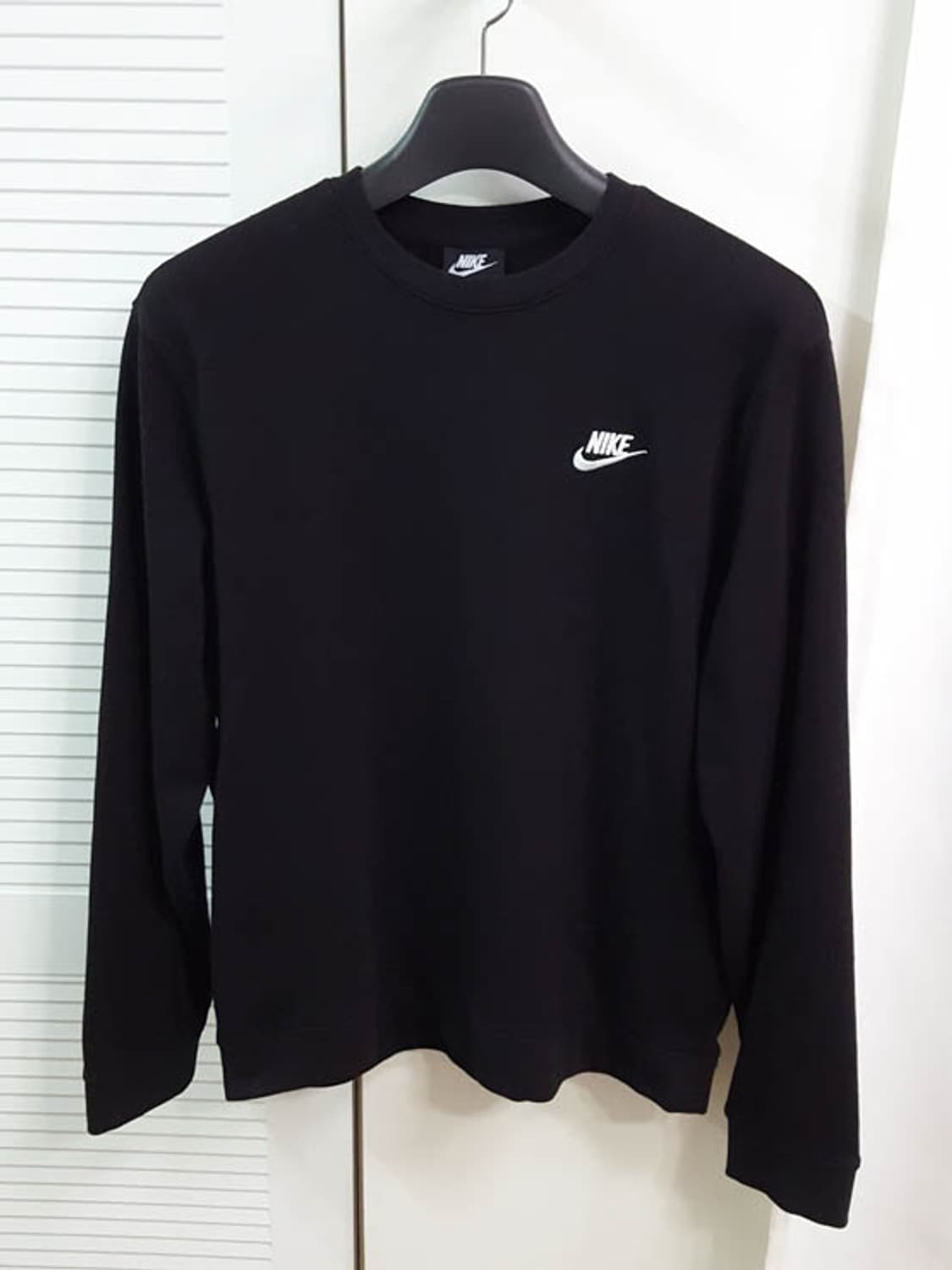 나이키 남성 맨투맨 블랙 상품이미지1