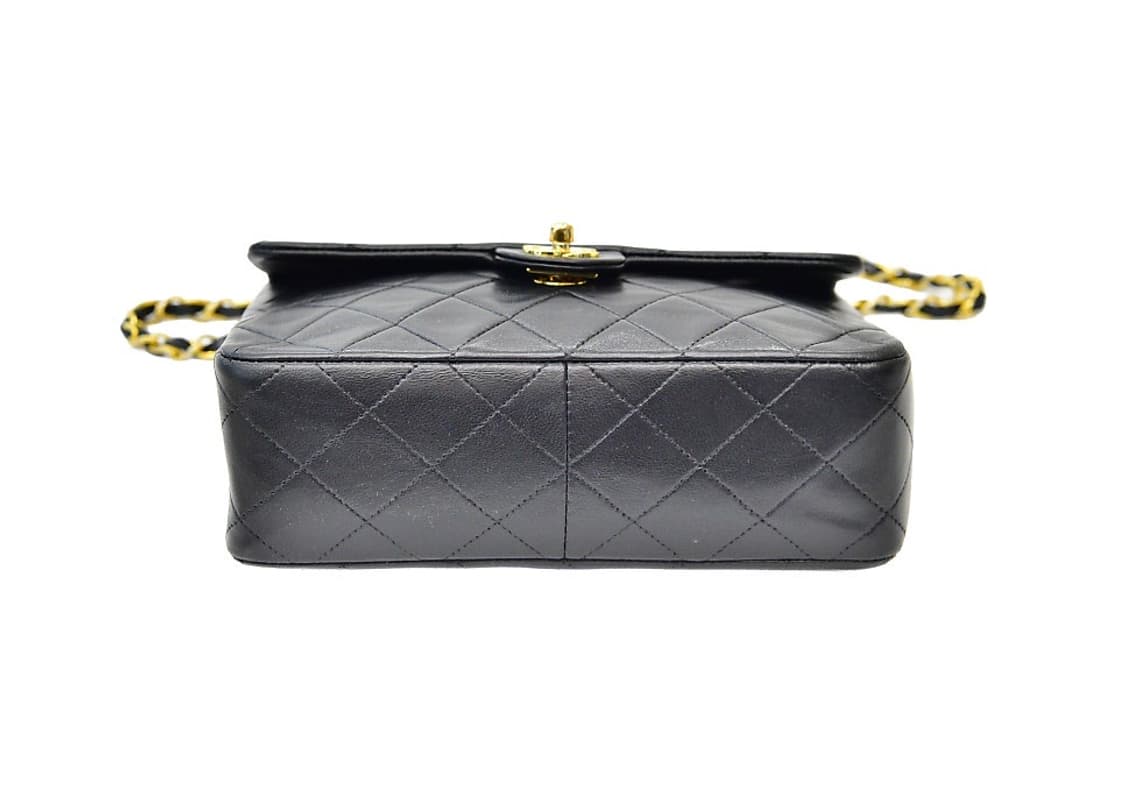 샤넬 램스킨 클래식 크로스백(정품) 상품이미지5