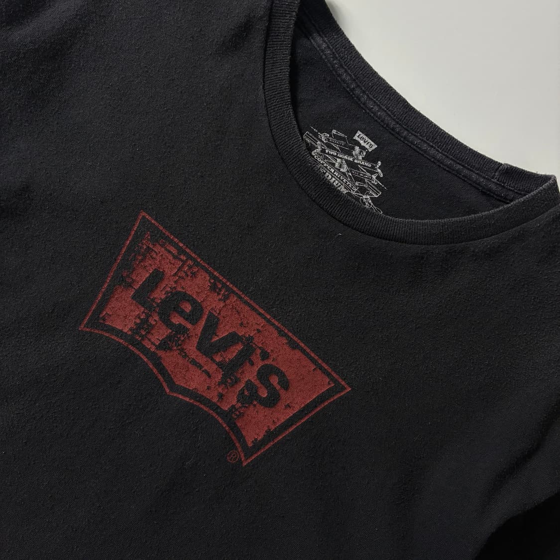 Levi's  리바이스 배트윙 로고 블랙 반팔 티셔츠  상품이미지3