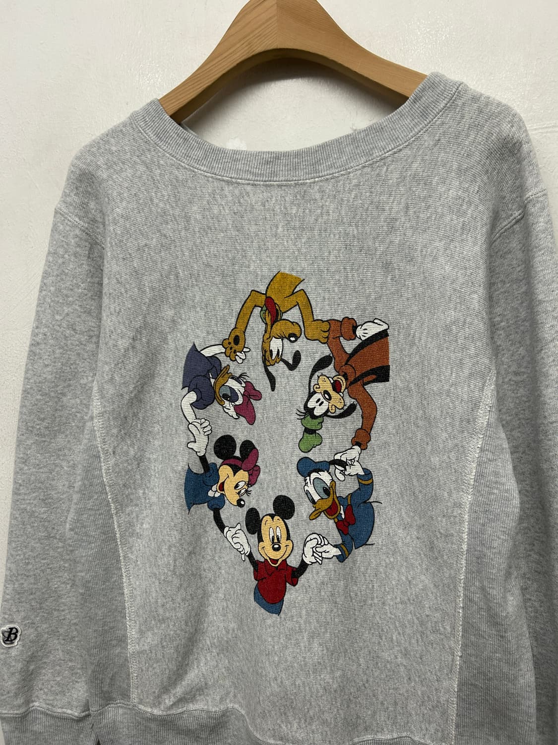 챔피온리버스위브 빔즈 디즈니 스웻셔츠 맨투맨 상품이미지2