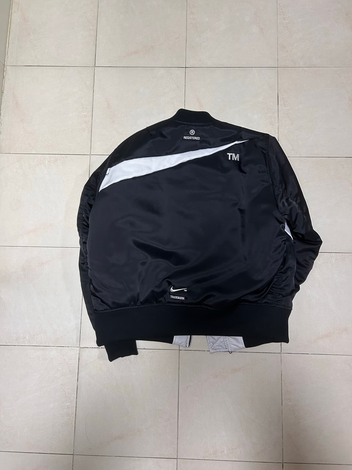 나이키 NSW 스우시 써마핏 봄버 블랙 - 아시아 xl 상품이미지2