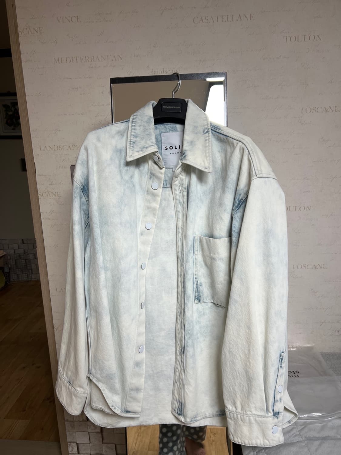 솔리드옴므 데님셔츠 판매합니다 상품이미지1