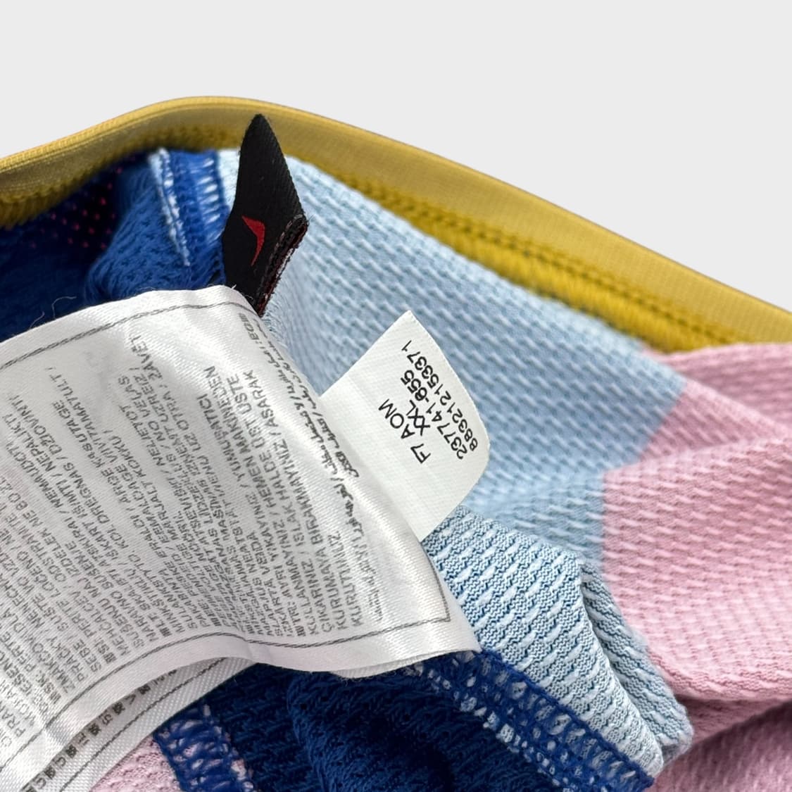 07-08 바르셀로나 홈 No.10 호나우지뉴 상품이미지9