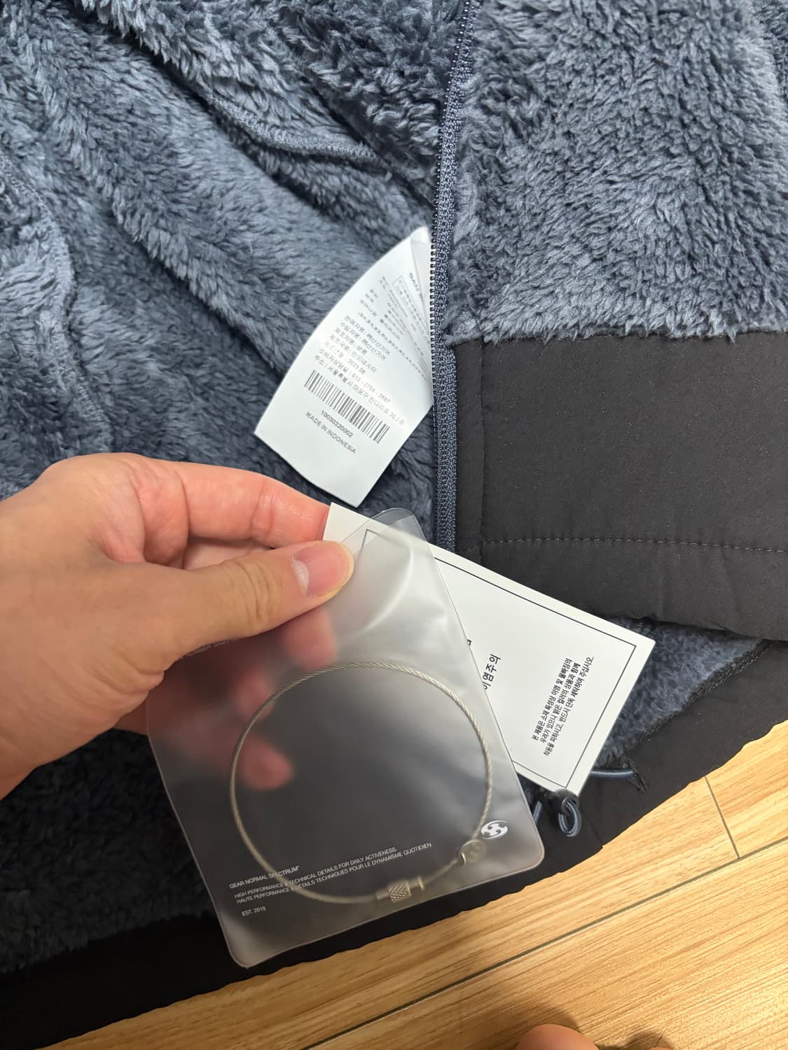 산산기어 23fw 후리스 후드 자켓 상품이미지3