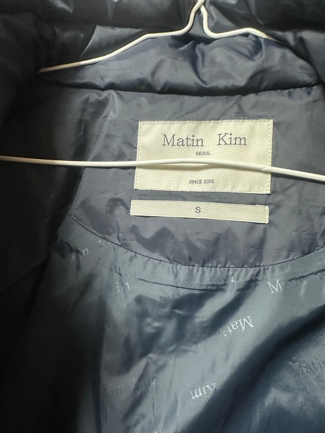 마뗑킴 테이핑 푸퍼 다운점퍼 네이비 S 패딩 상품이미지5