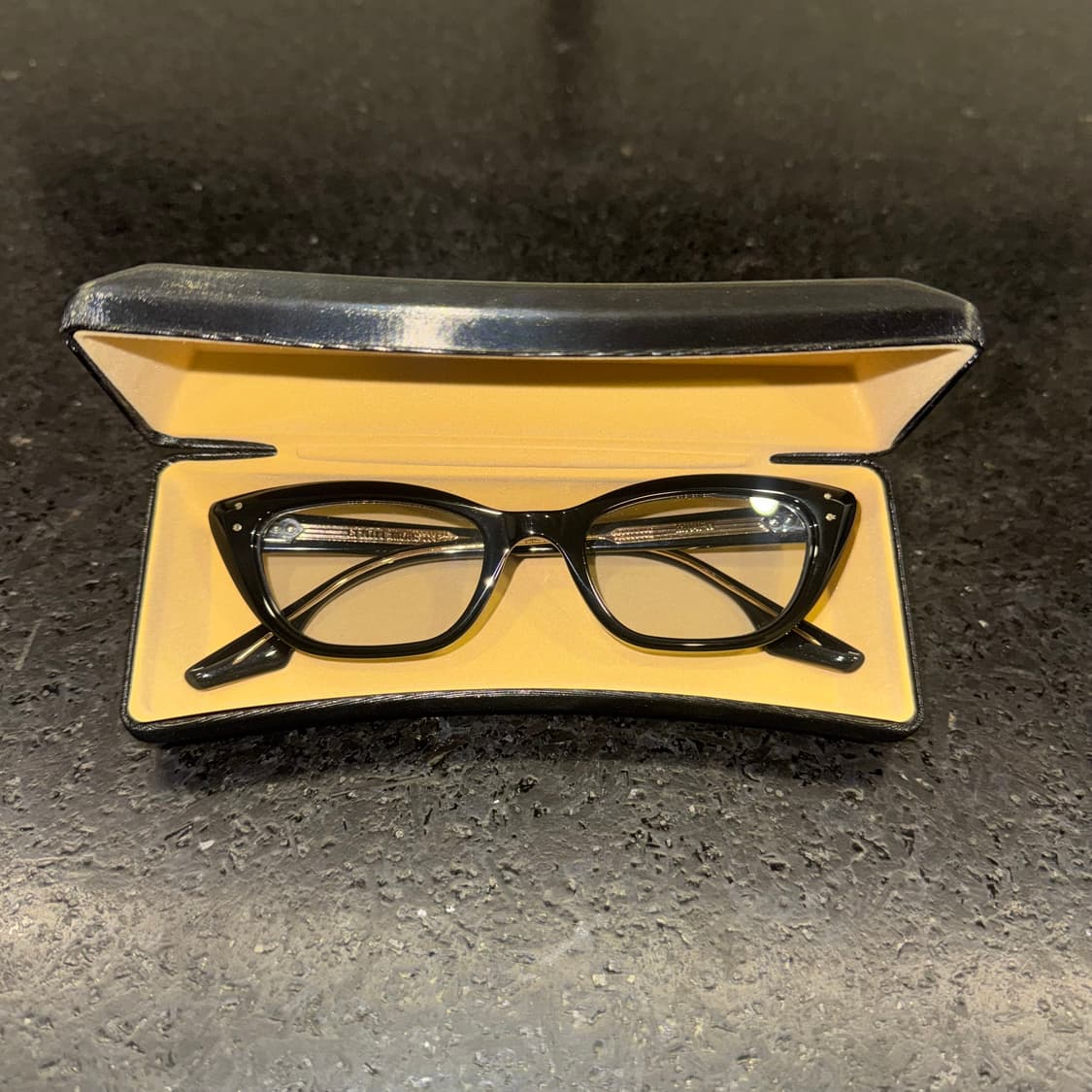 [새상품] 젠틀몬스터 MIVIEW 상품이미지1