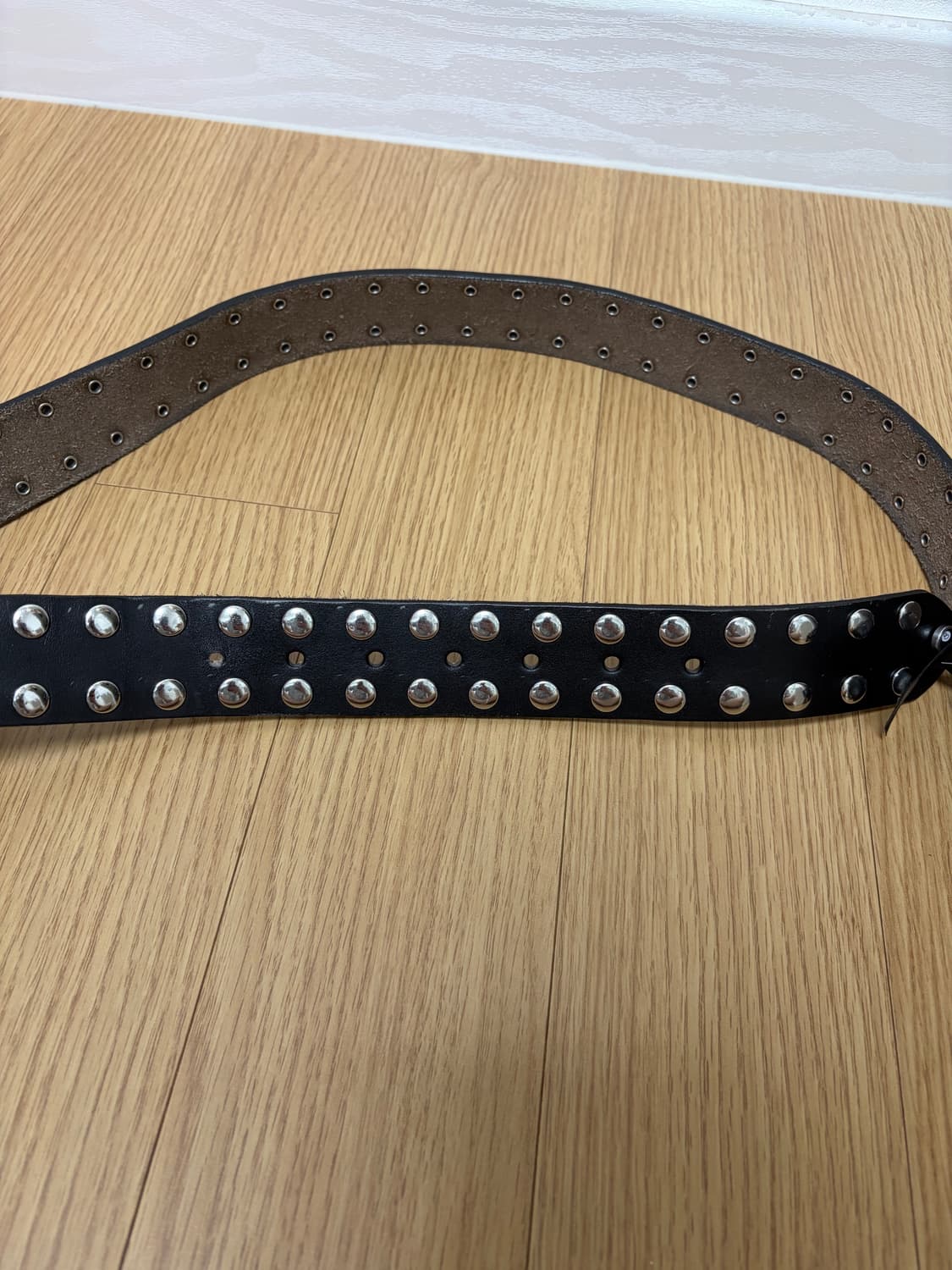 스투시 8볼 스터드 벨트 상품이미지2