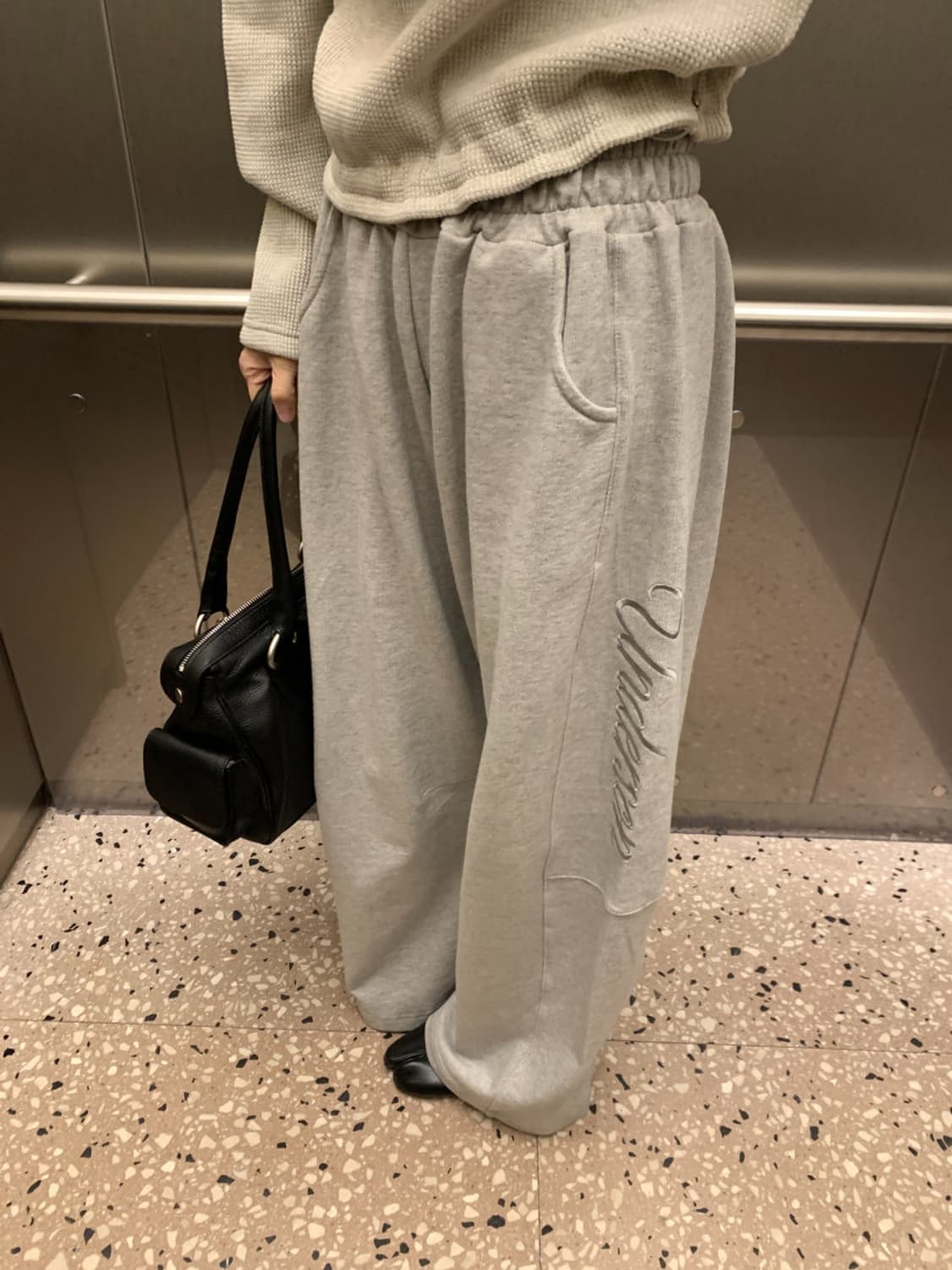 급처)언더슨 애플팬츠 그레이 새상품 상품이미지3