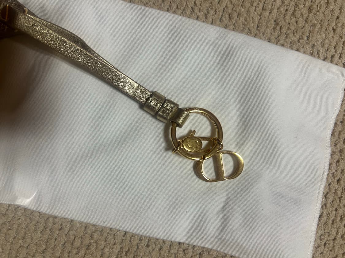 크리스찬디올 별 에어 태그 키링 골드(A+) 단품 상품이미지3