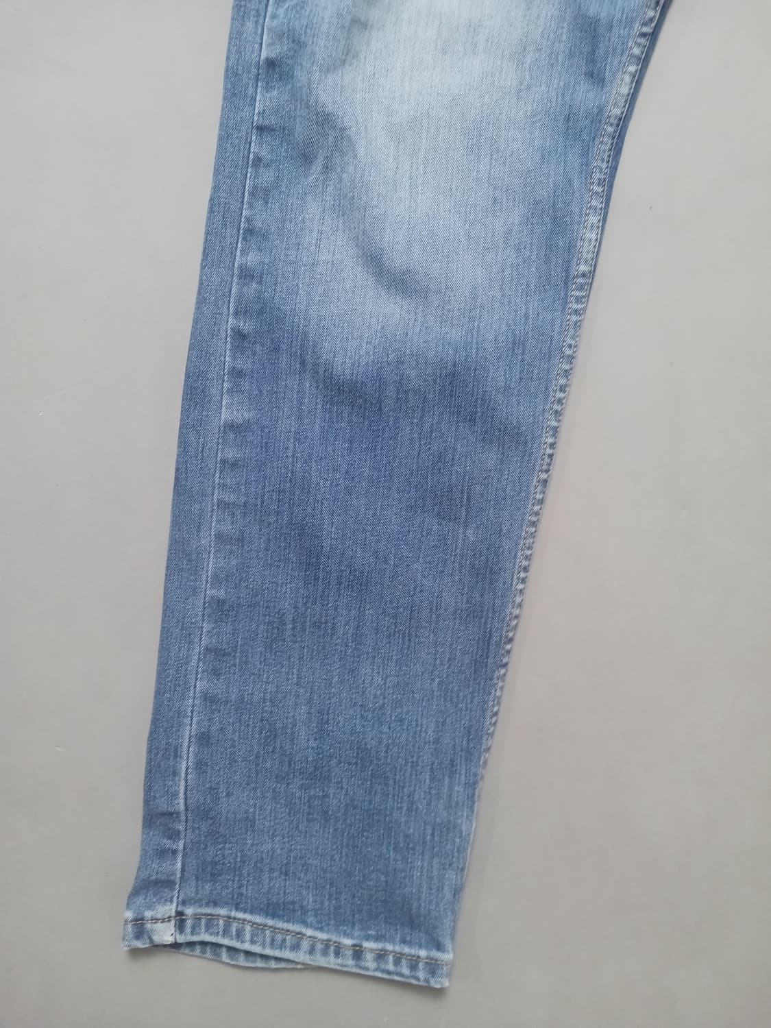 [33] 리바이스 502 면폴리혼방 레귤러 테이퍼드진 청바지 상품이미지3