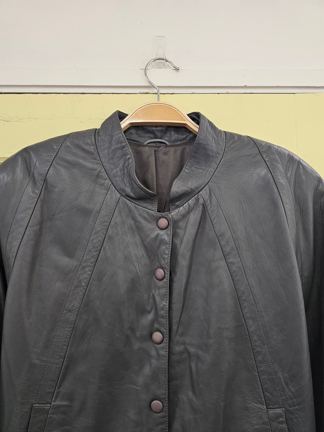 Skinni by Ileana Borelli 그레이 램스킨 숏자켓 상품이미지5