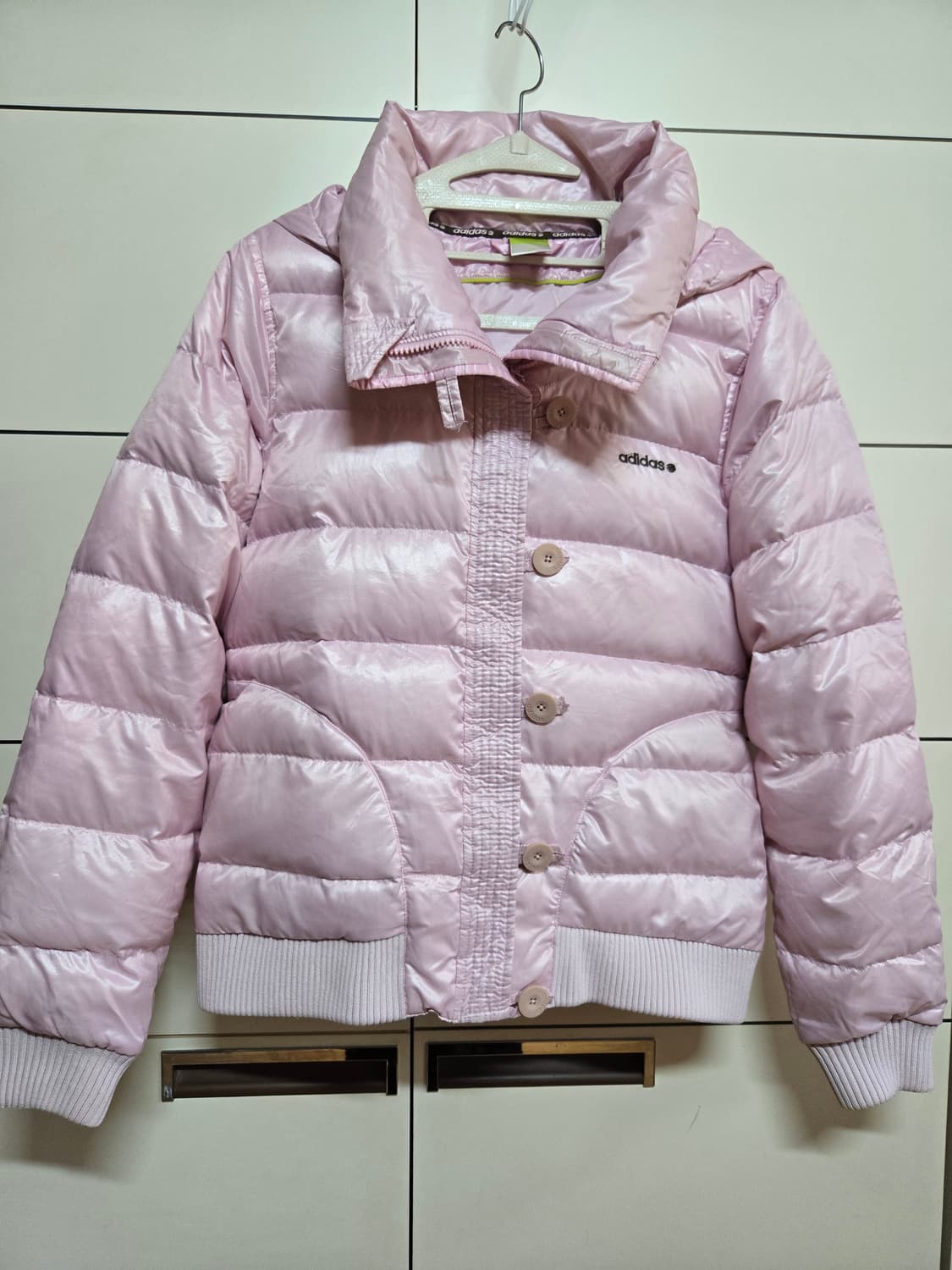 아디다스 딸기우유 덕다운 숏 패딩(대장급) 상품이미지3