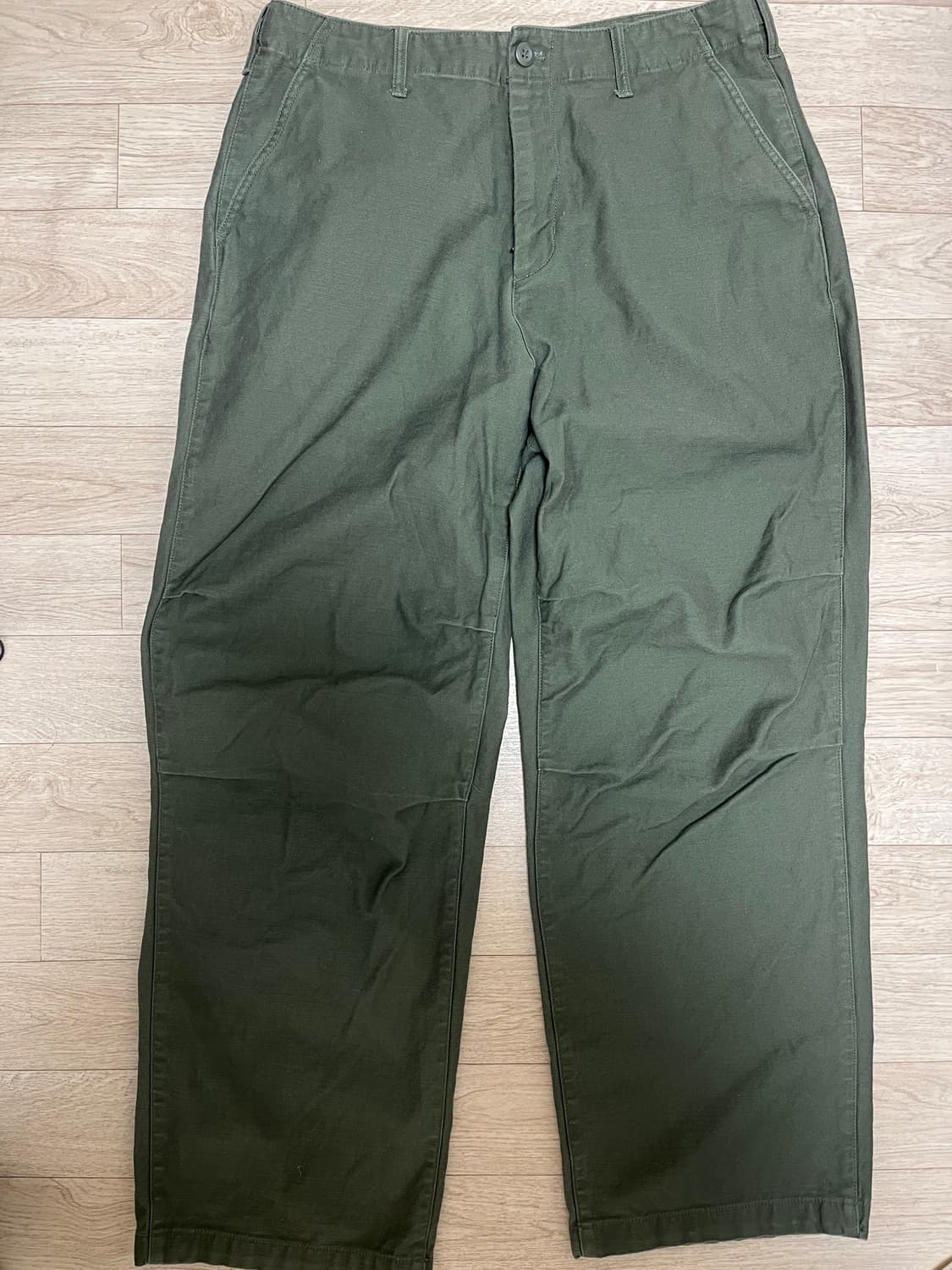 무탠다드 백 사틴 파라슈트 팬츠 상품이미지1