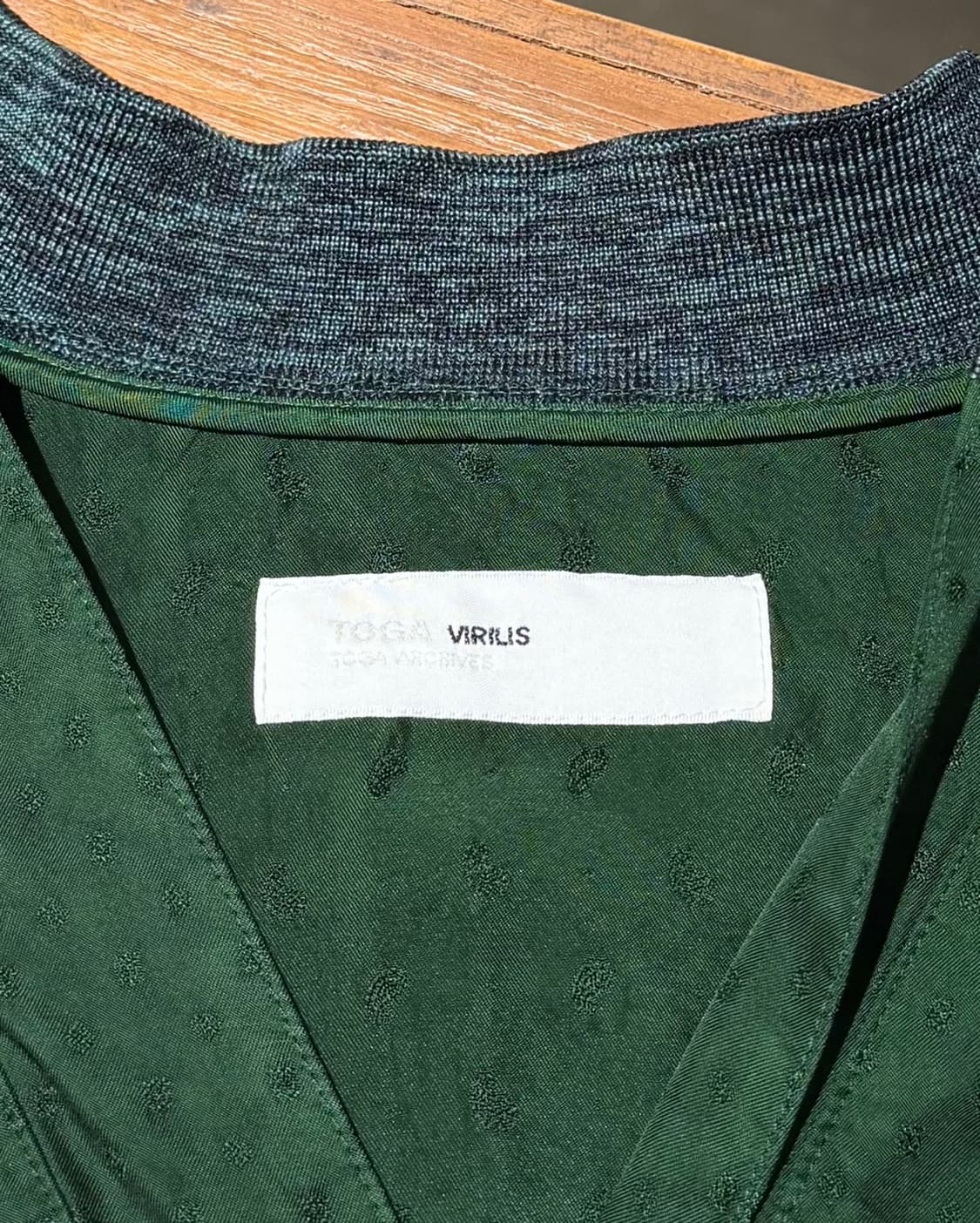 토가 비릴리스 그린 레이온 트윌 셔츠 상품이미지8