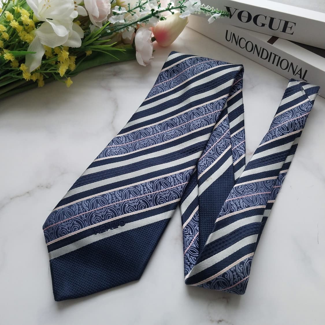 겐조 비스코스 스트라이프 넥타이 9cm A등급 K599
 상품이미지3