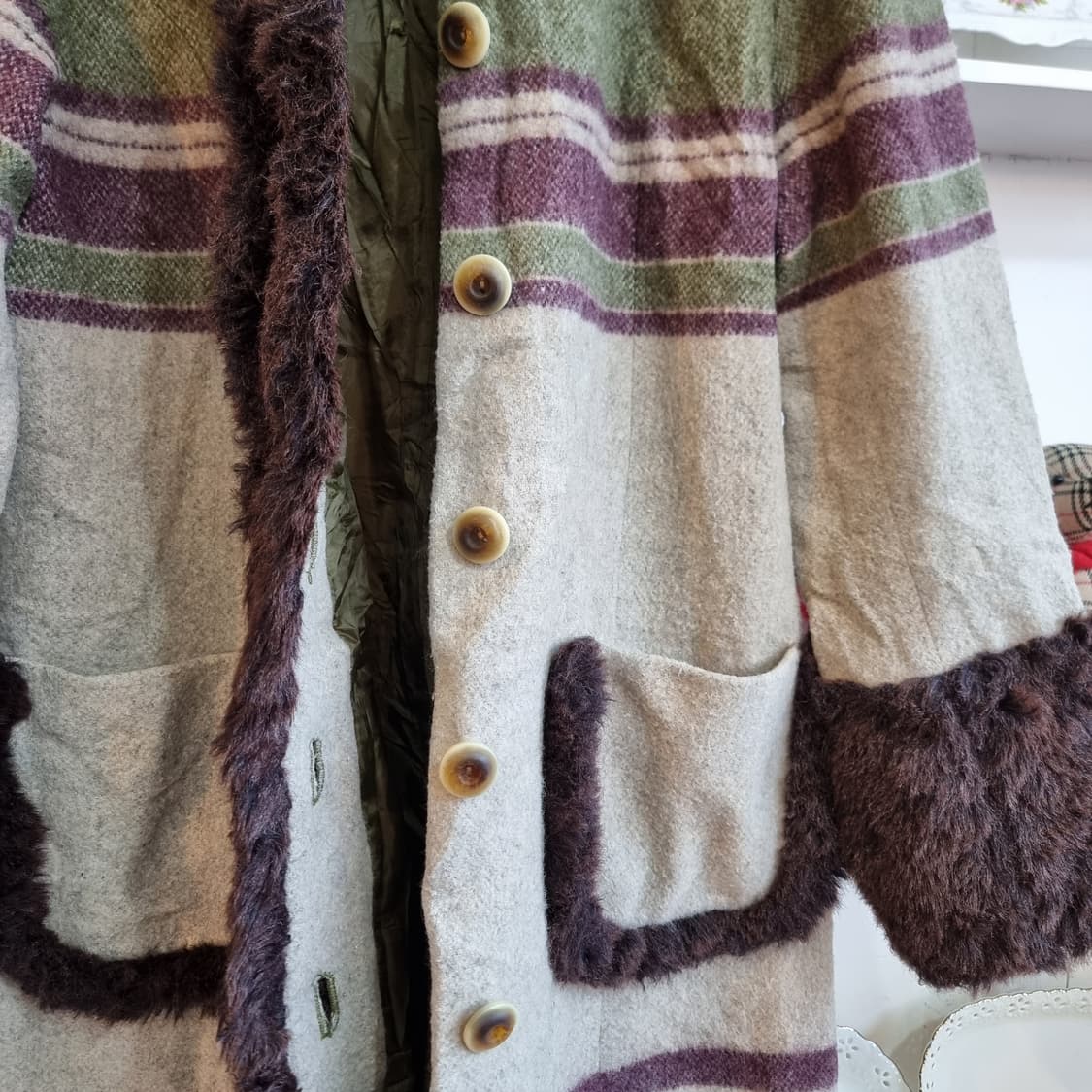 빈티지 퍼 카라 스트라이프 코트 상품이미지3