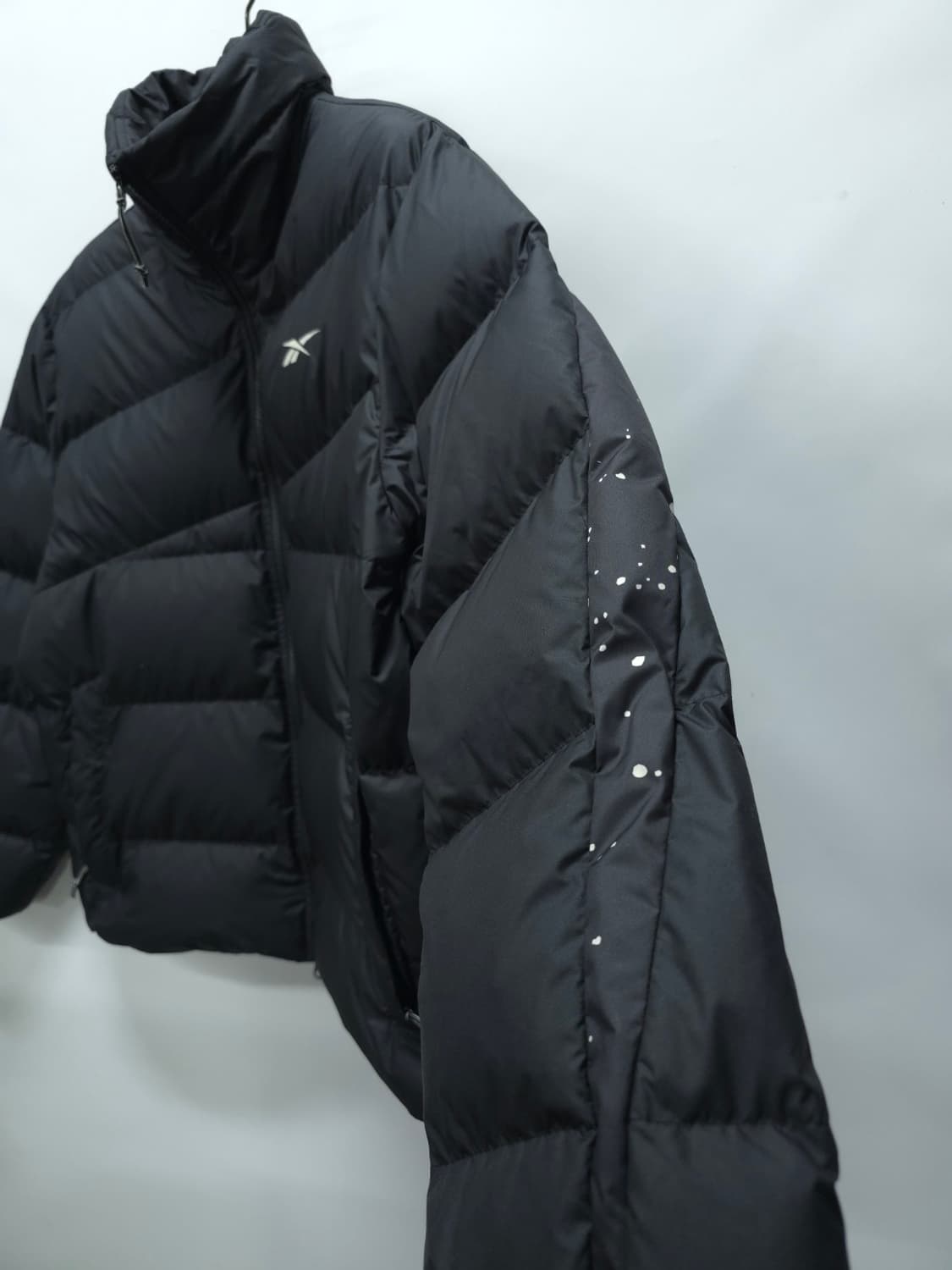 리복 벡터 로고 블랙 덕다운 오리털 숏패딩 상품이미지8