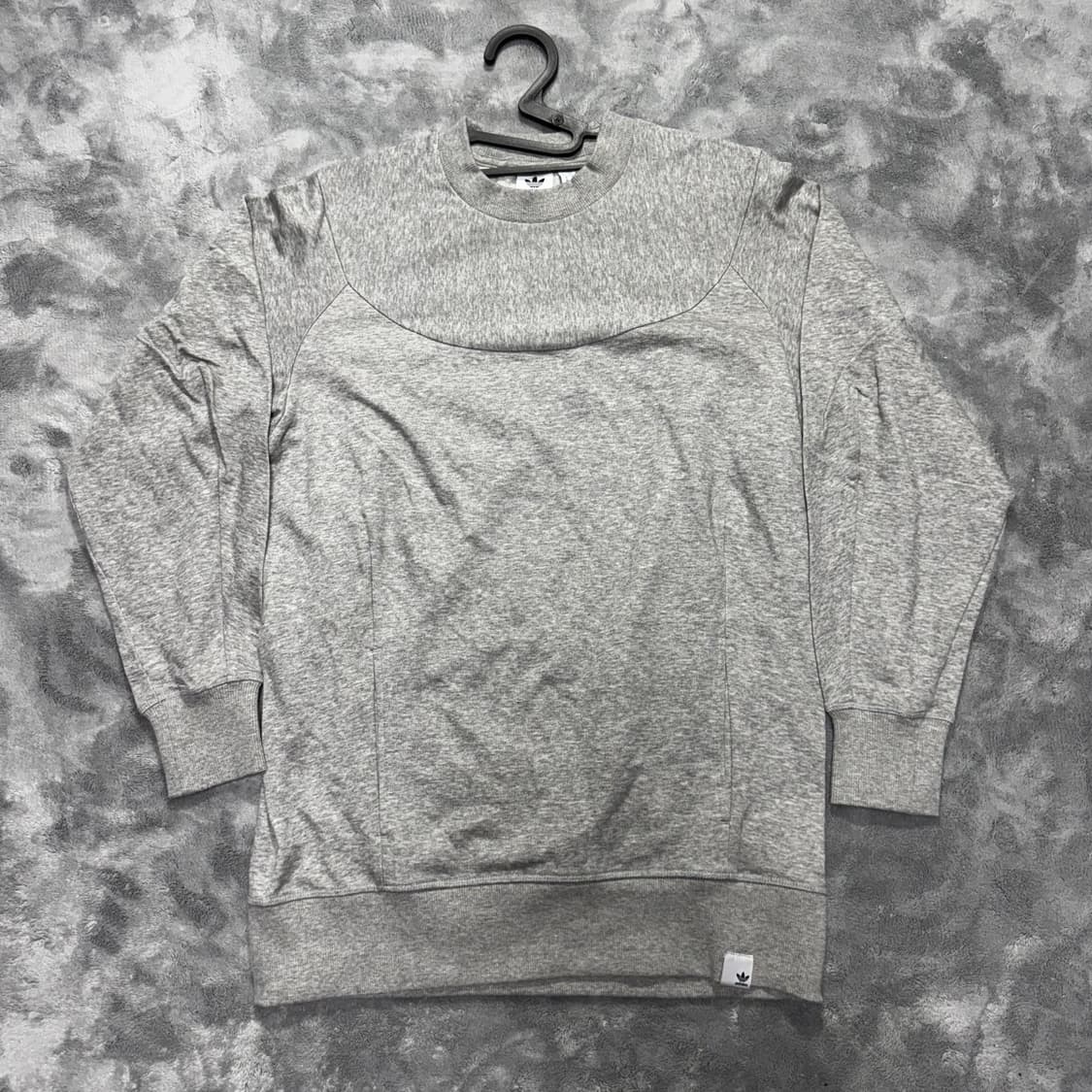 아이다스 맨투맨 상품이미지1