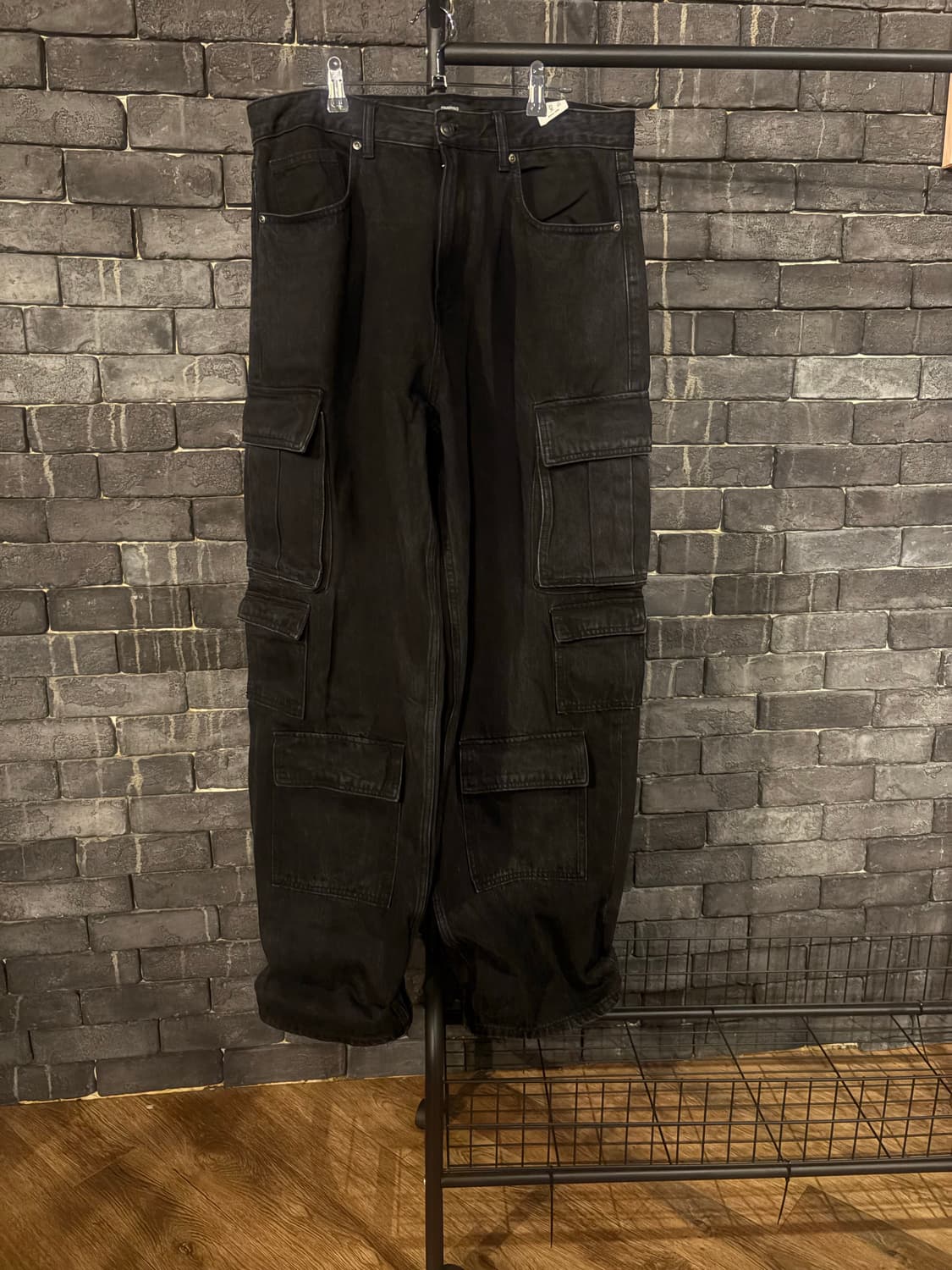 [새상품/33] 남성 흑청카고바지 상품이미지1