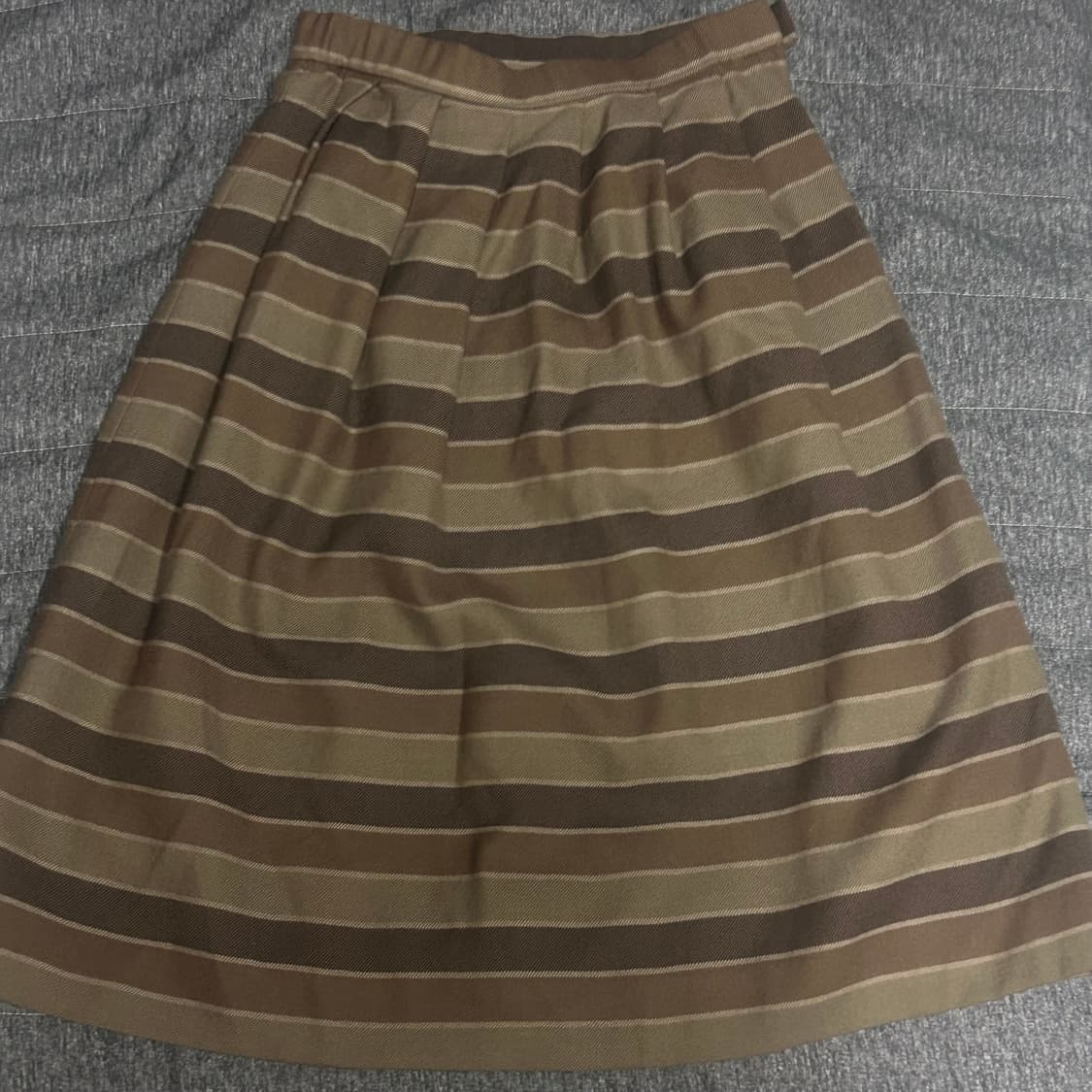 Brown striped skirt 상품이미지1