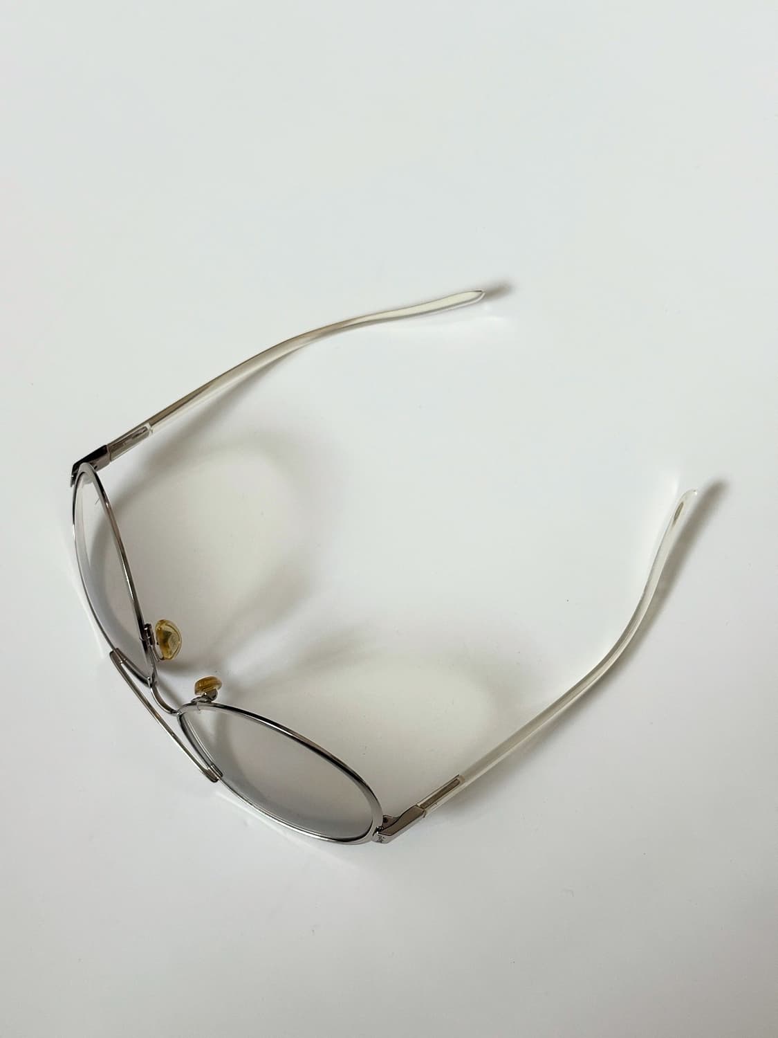 생로랑 2022 s/s 컬렉션 선글라스 상품이미지5