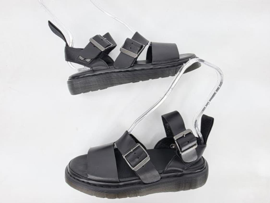 닥터마틴 샌들 상품이미지1