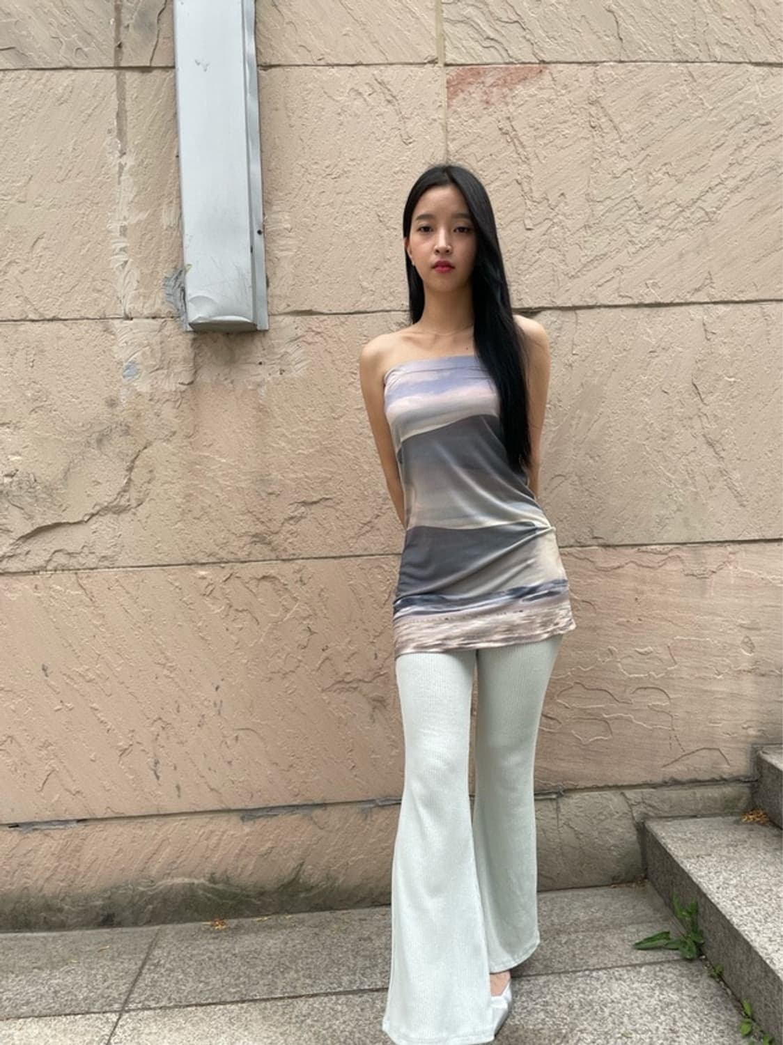 위크데이위켄드 graphic multi top, skirt 멀티탑 스커트 상품이미지5