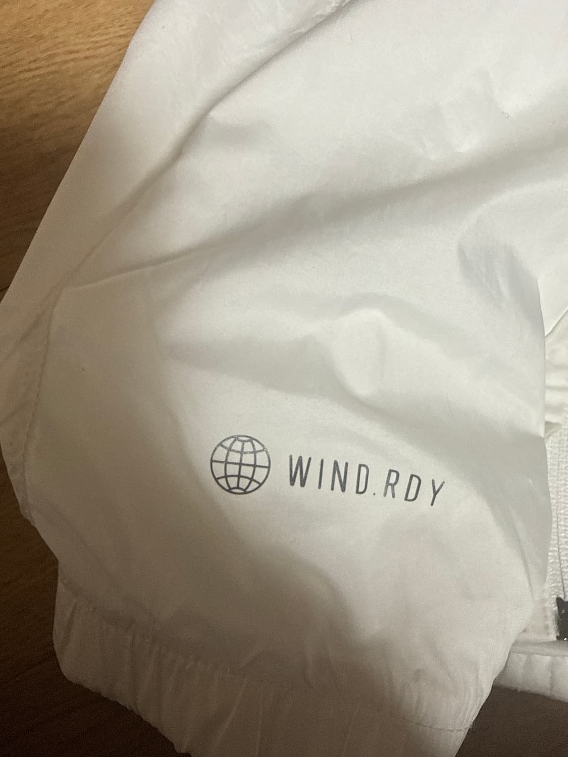 아디다스 3선 트레이닝 바람막이 화이트 상품이미지4