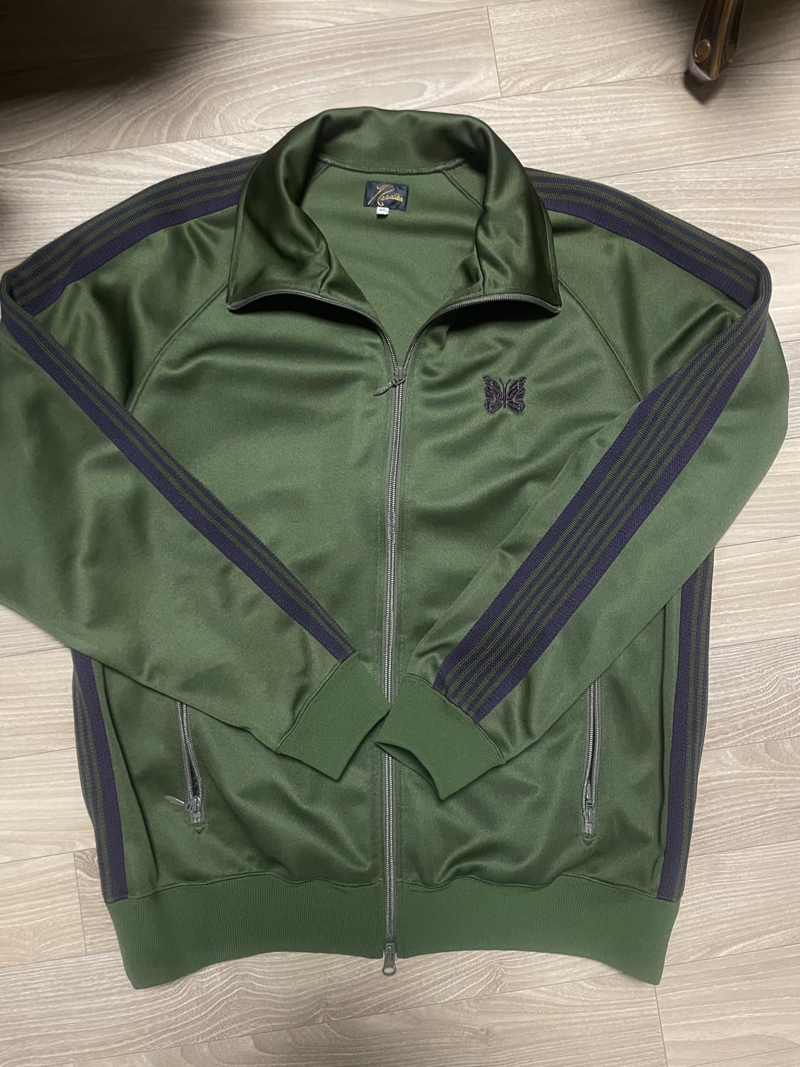 니들스 트랙자켓 폴리 스무스 올리브 상품이미지2