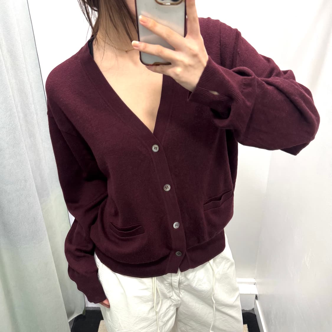 입생로랑 버건티 니트가디건 상품이미지1