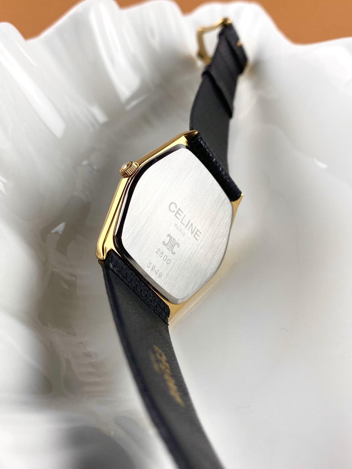 CELINE Hexagon Gold watch UNISEX 상품이미지7