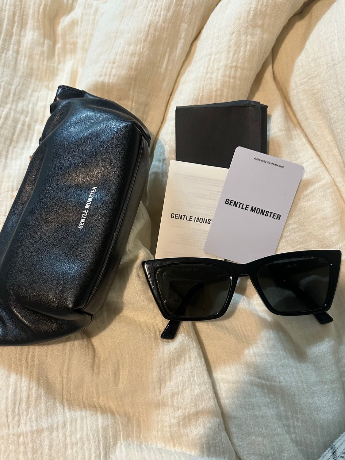 젠틀몬스터 선글라스 상품이미지1