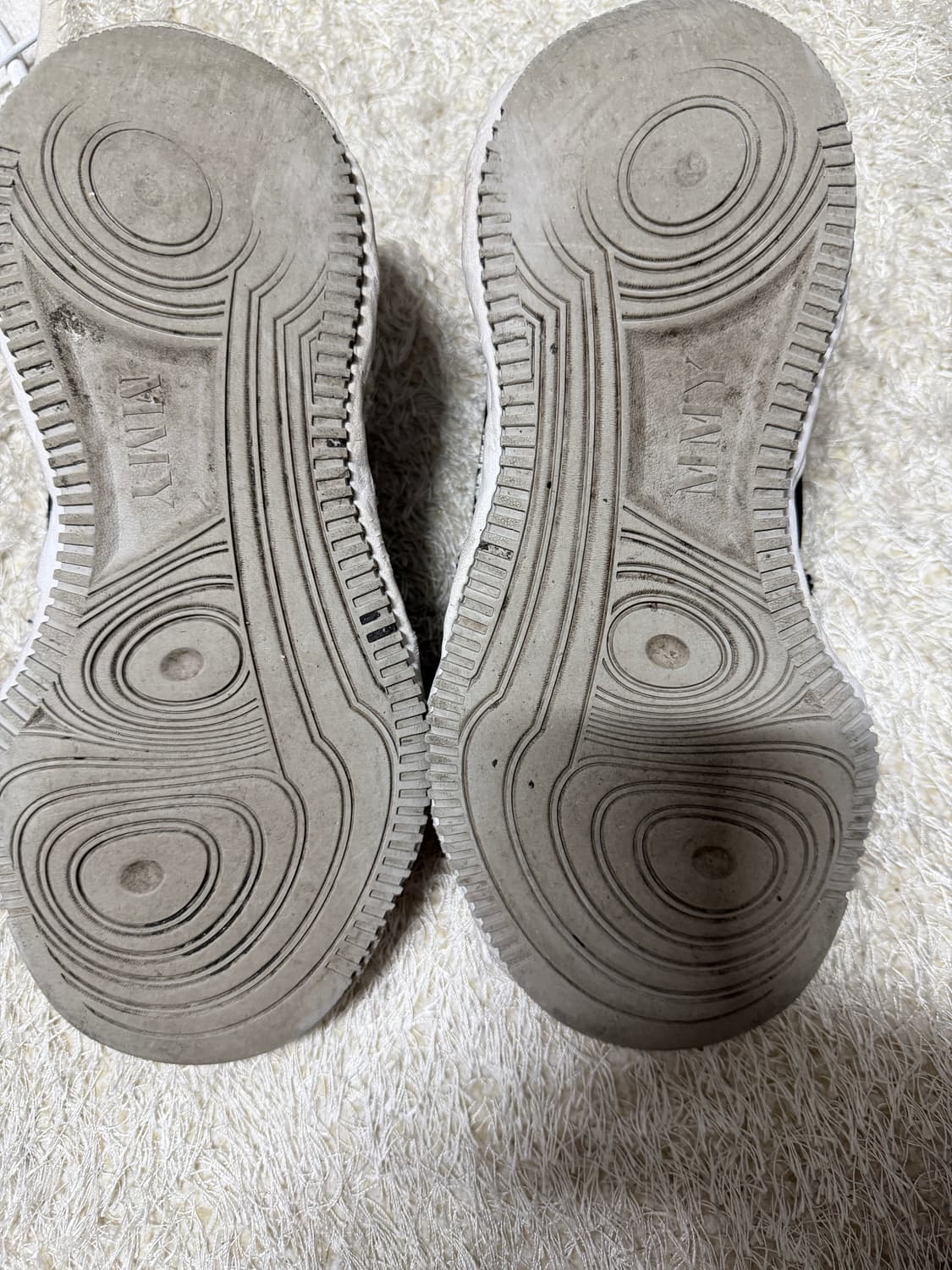 메종 미하라 야스히로 웨인 로우탑 스니커즈 상품이미지5