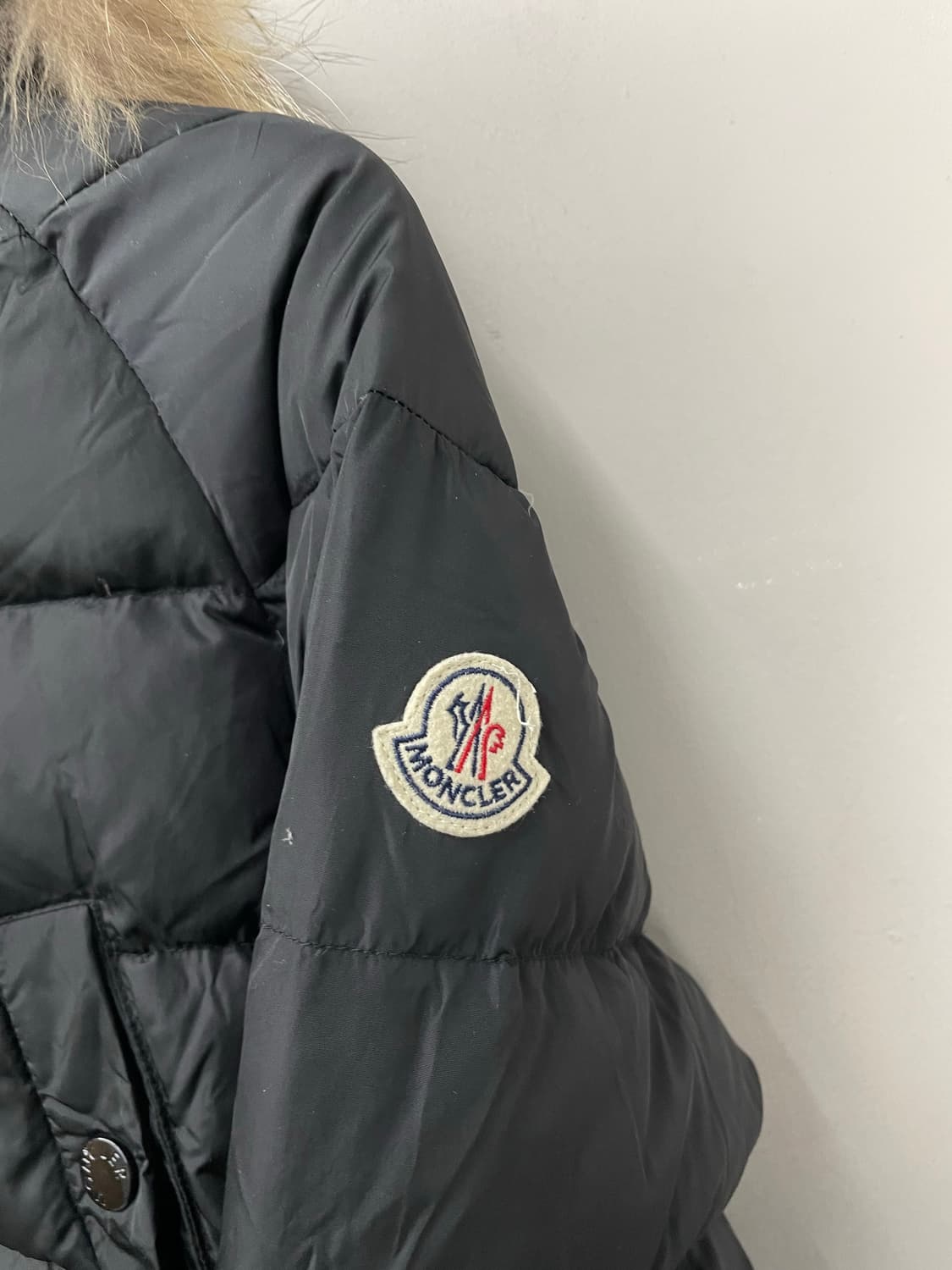 몽클레르 클리오 후드 퍼 패딩 H1501 상품이미지4