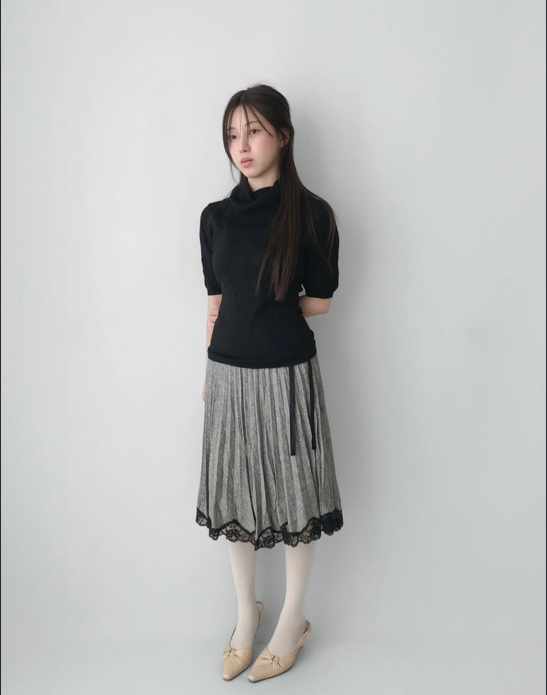 이알로이지 loose turtleneck black half knit  상품이미지1