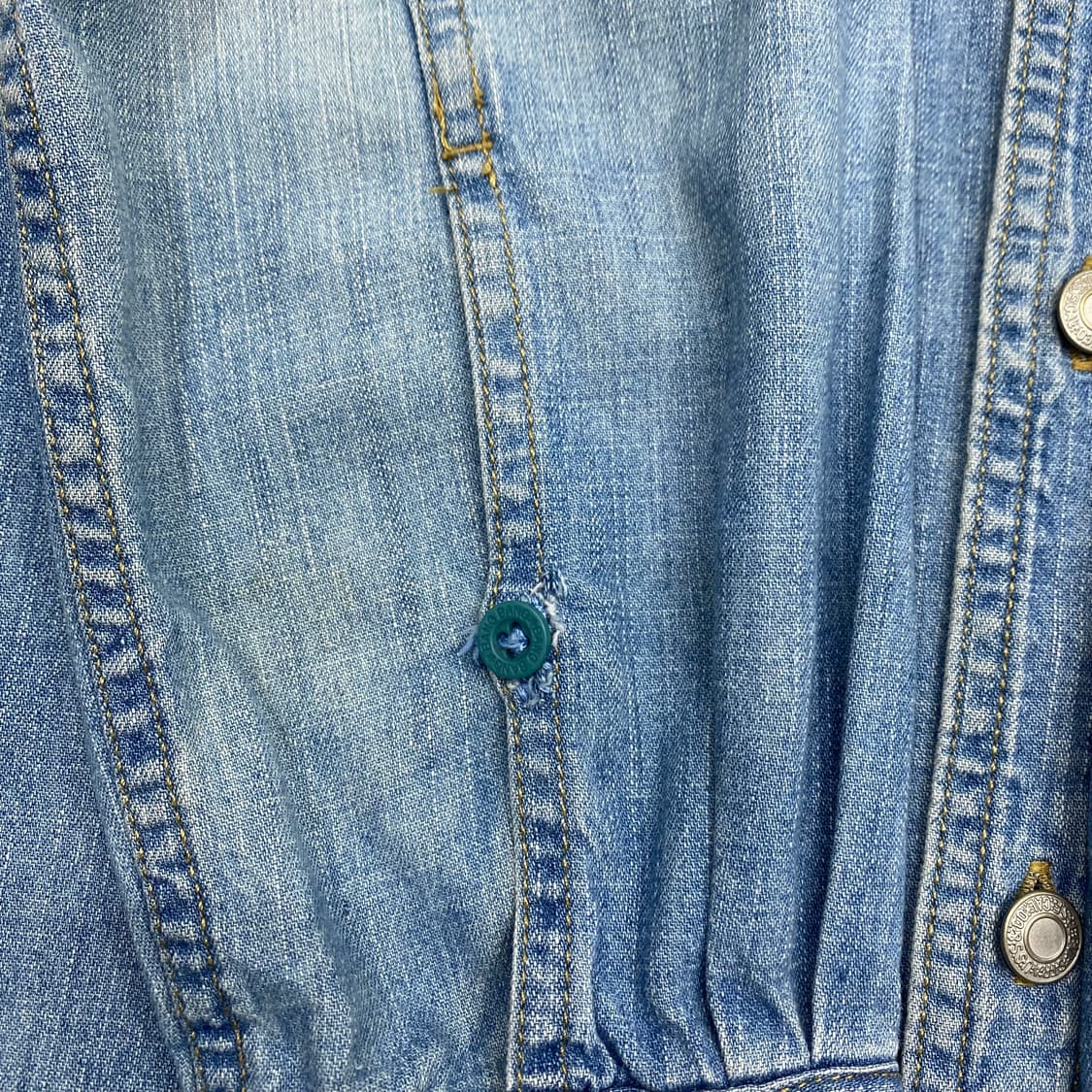 리바이스 데님 셔츠 S 실측 M  상품이미지4