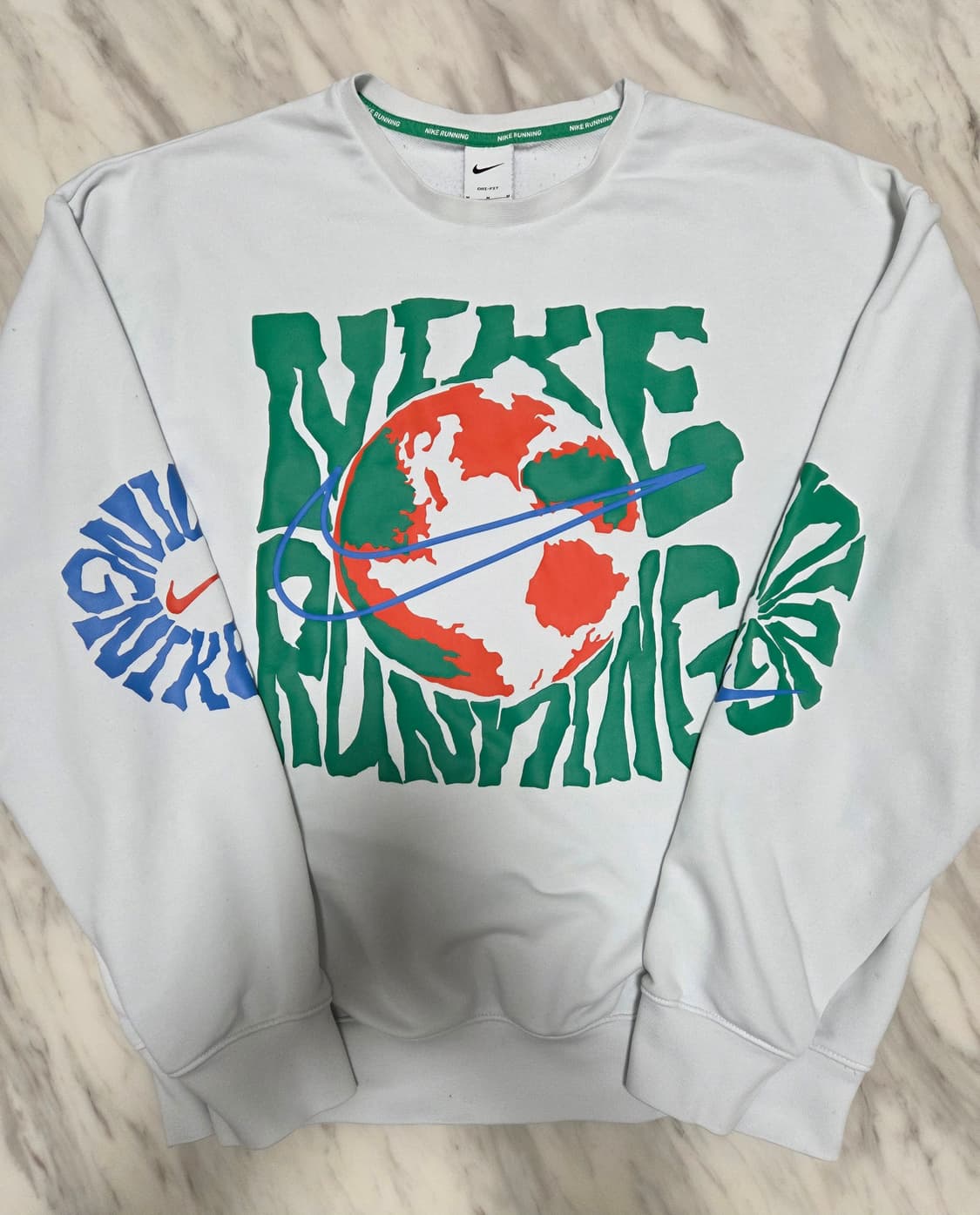 나이키 러닝 크루 맨투맨 상품이미지1