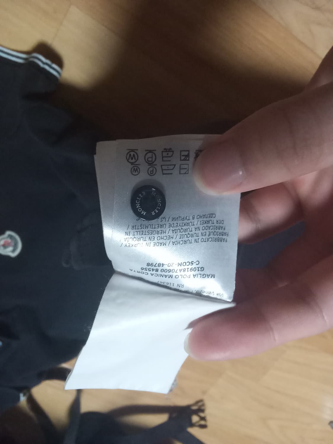 몽클레어 카라티 L 상품이미지6