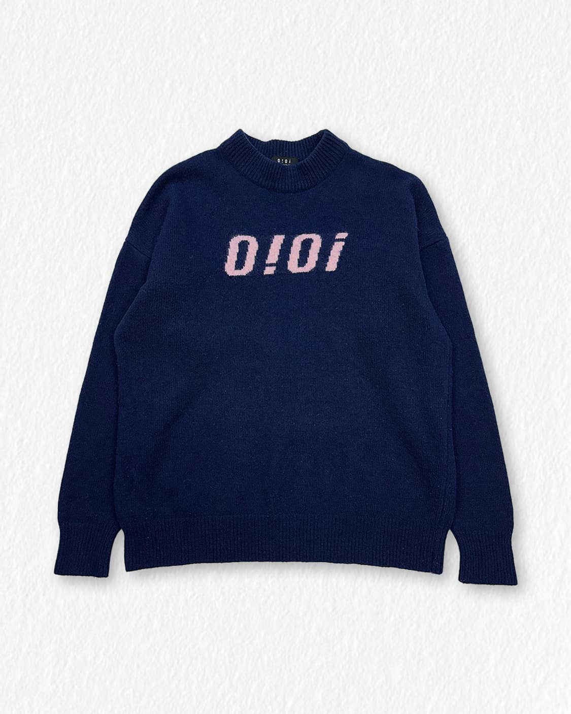 OIOI 로고 니트 네이비 상품이미지1