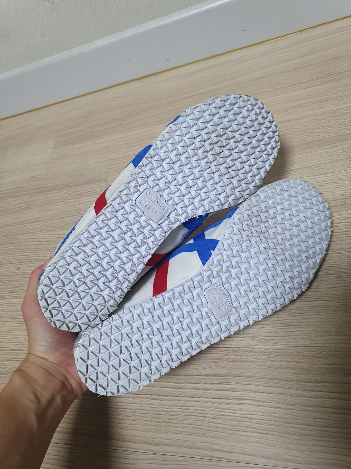 오니츠카타이거 맥시코66 도쿄 스니커즈 275 상품이미지7