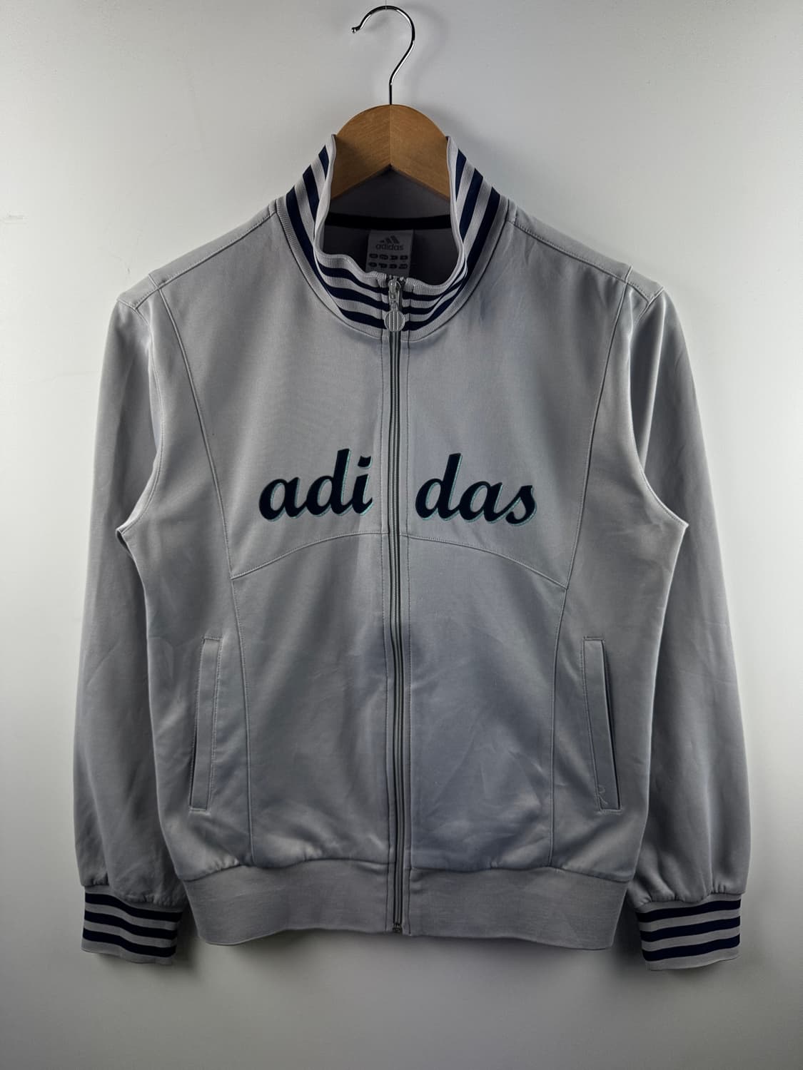 아디다스 그레이 레터링 져지1784 상품이미지1