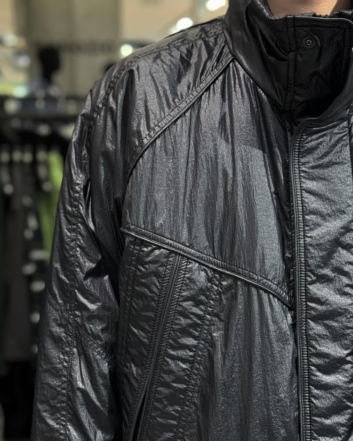 준지 129만 나일론 미드렝스 트랙 점퍼 상품이미지4