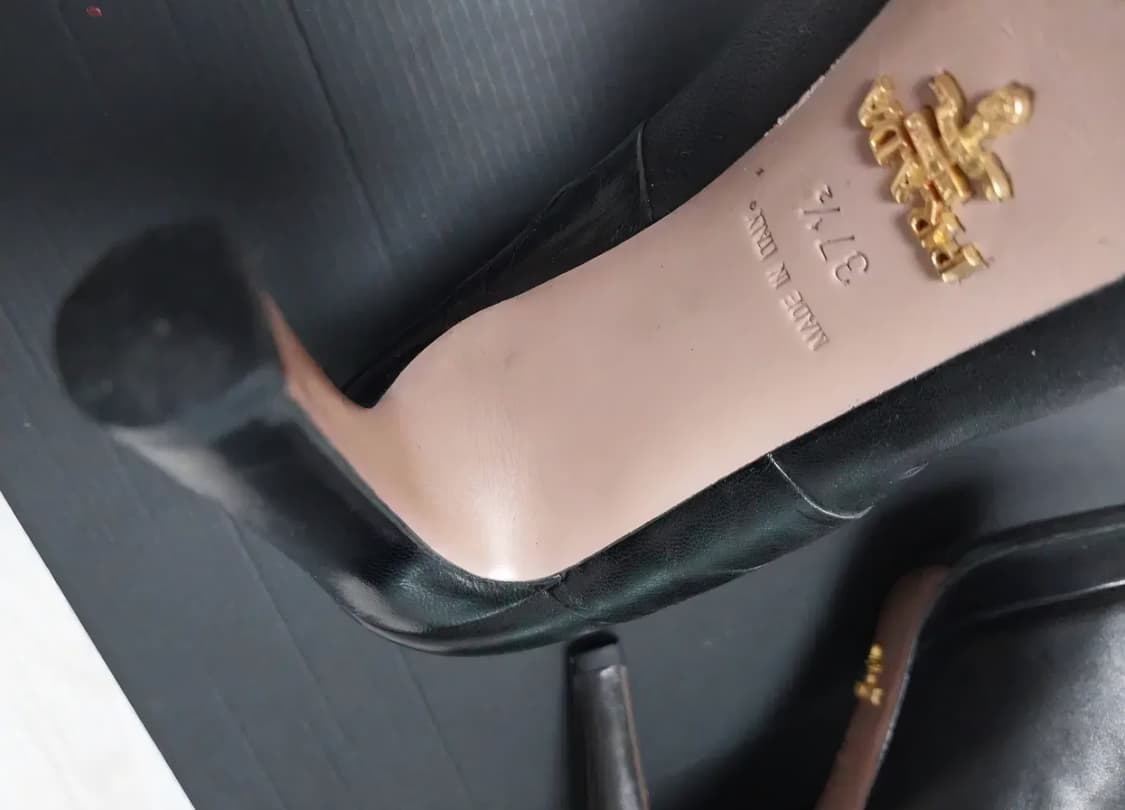 프라다 앵클 부츠 37 1/2사이즈 상품이미지2