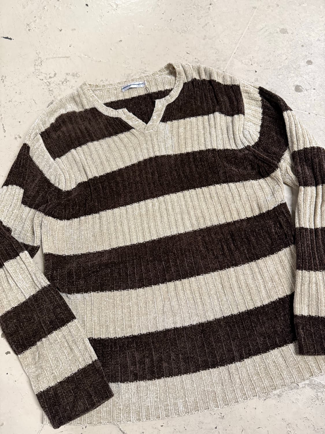 brown stripe pattern knit sleeve 상품이미지5