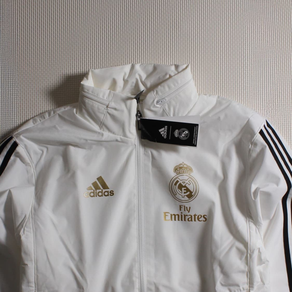 Adidas 레알마드리드 금장 윈드러너 바람막이 새상품 상품이미지3