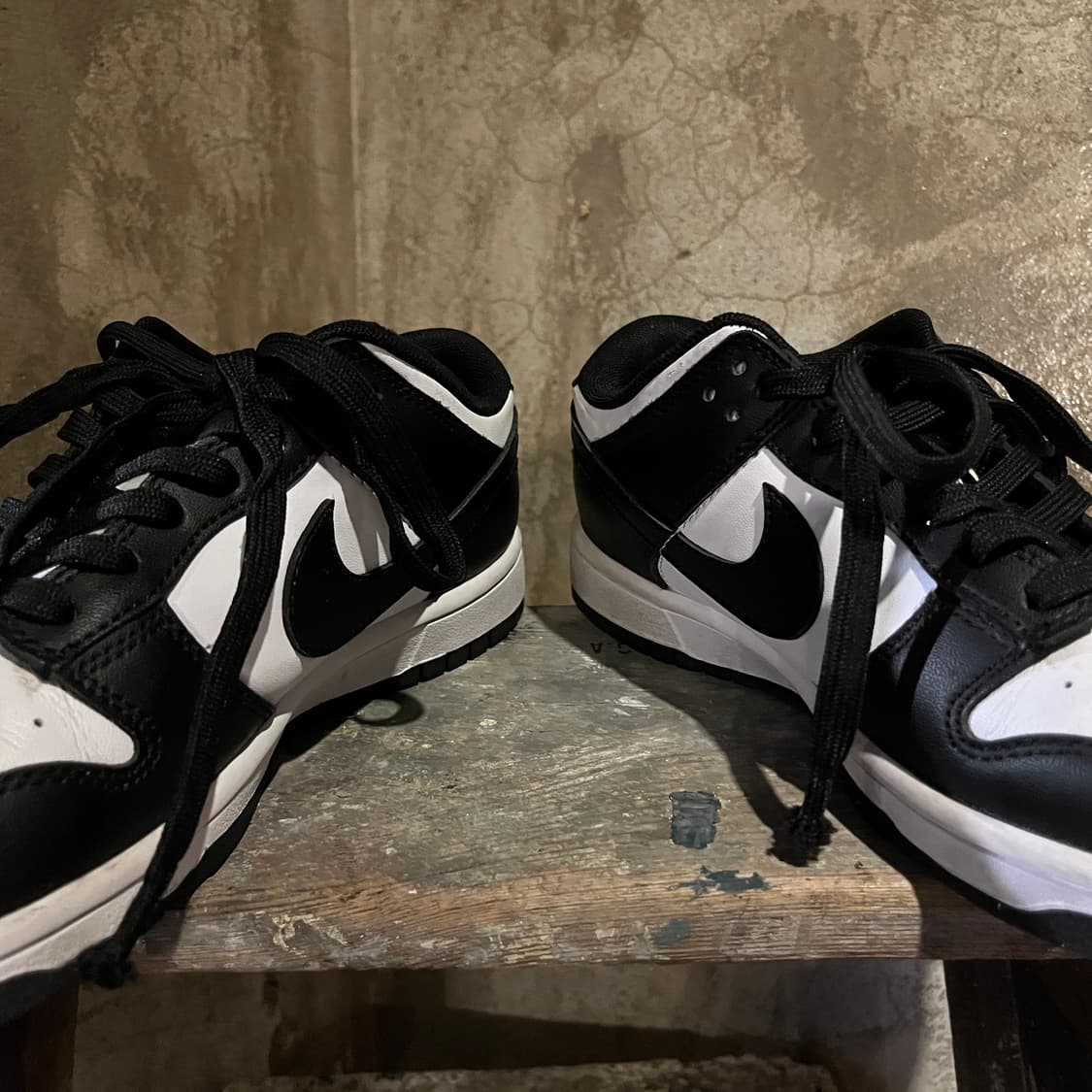 나이키 덩크 로우 검흰 상품이미지4