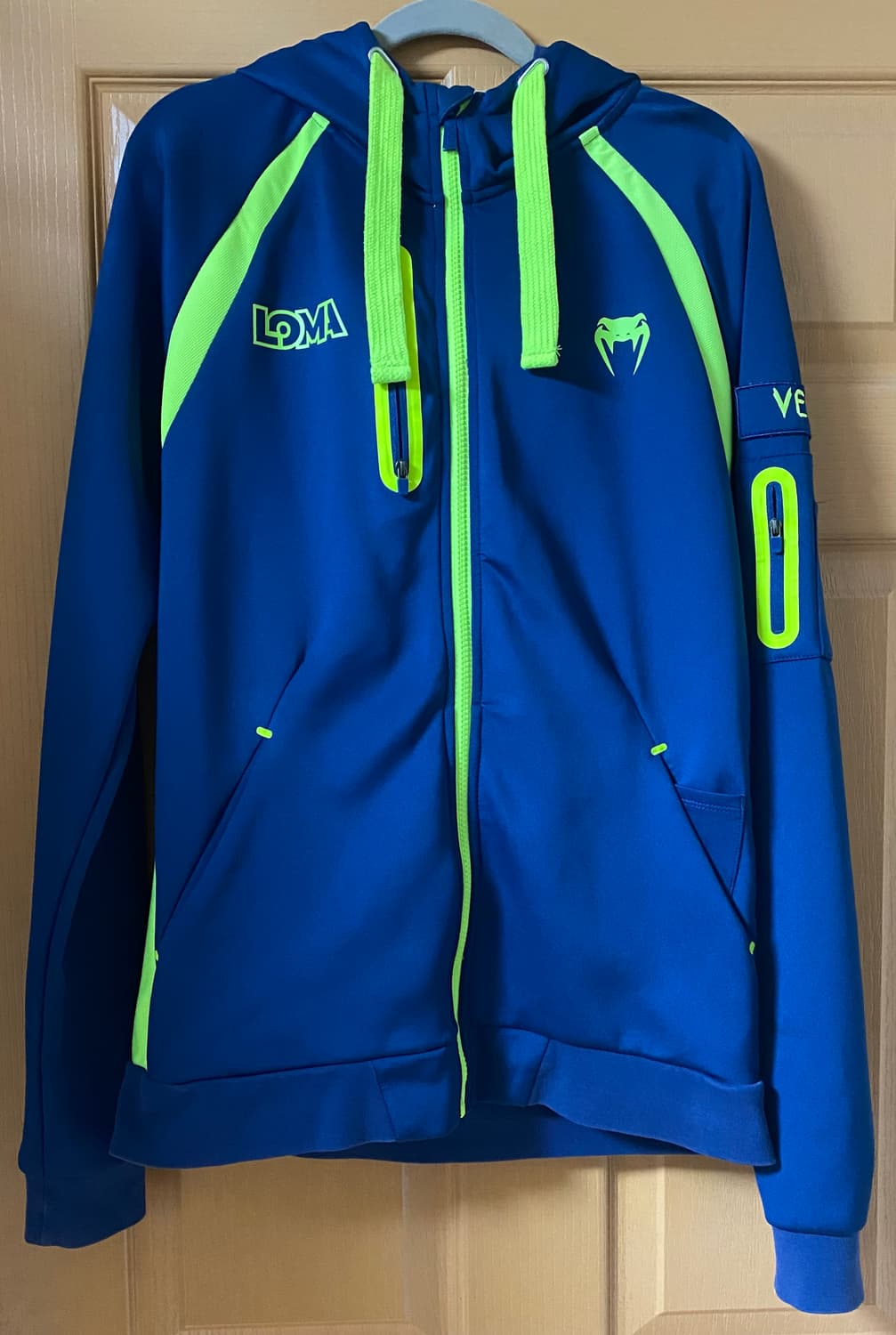 베넘 로마첸코 에디션 트레이닝 세트 상품이미지5