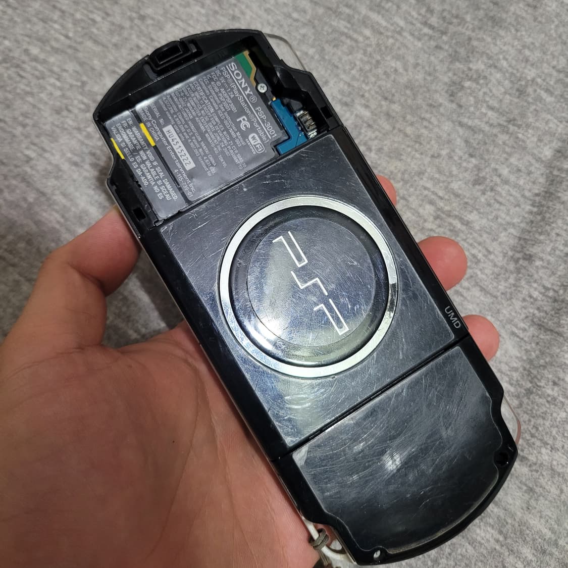 소니 psp3001번 블랙색상 고장품 상품이미지3