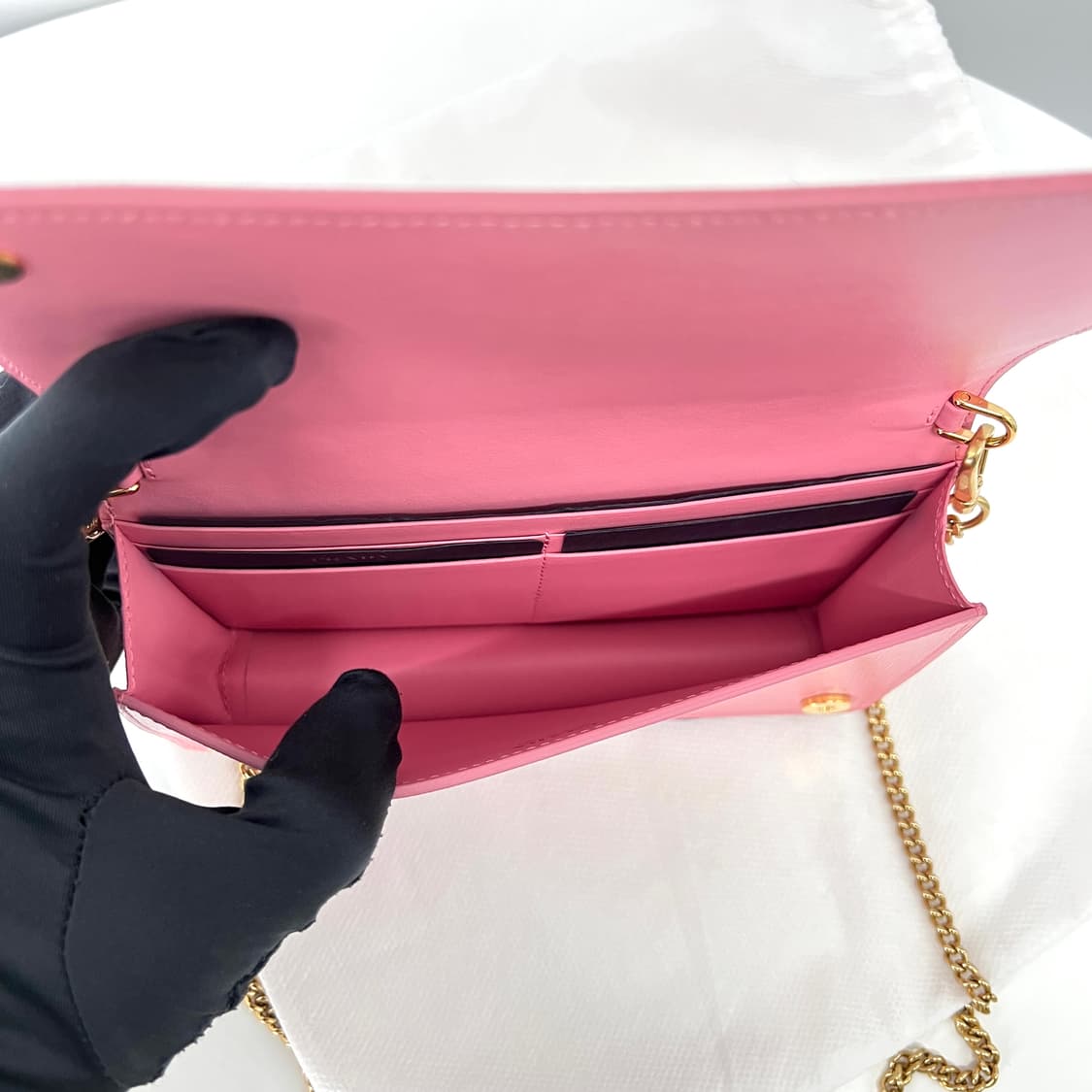 프라다 비텔로 무브 삼각로고 WOC 크로스백 (1DH044) 상품이미지10